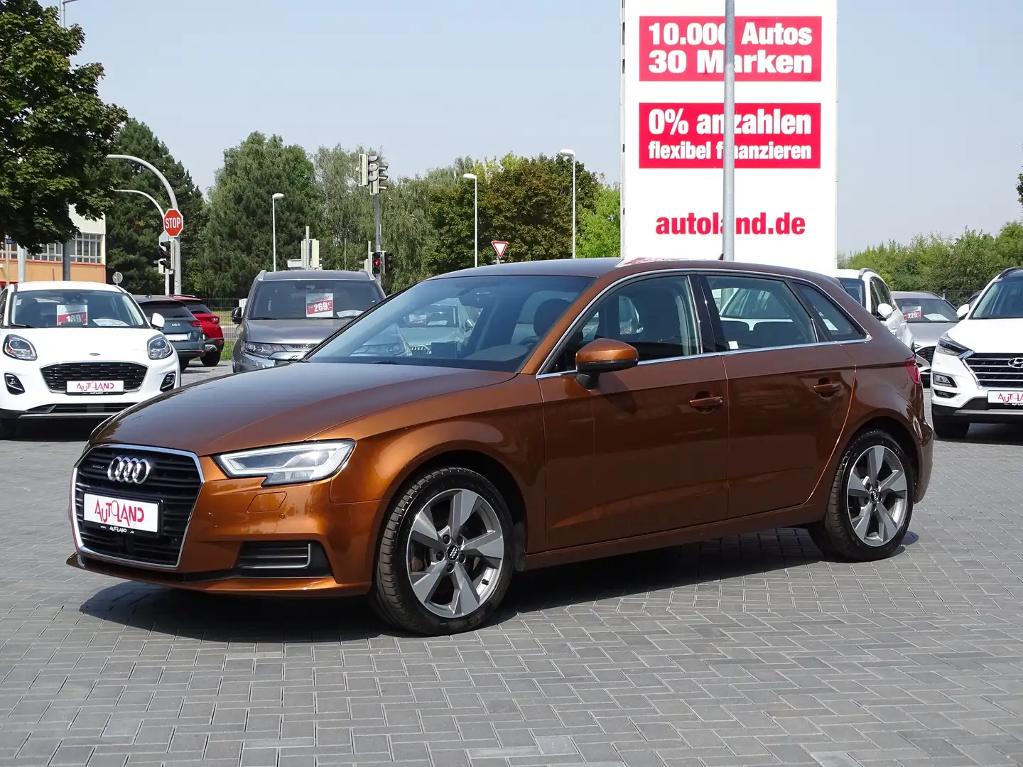 Audi A3 Sportback 2.0 TFSI quattro design LED ACC AHK Orange - 2