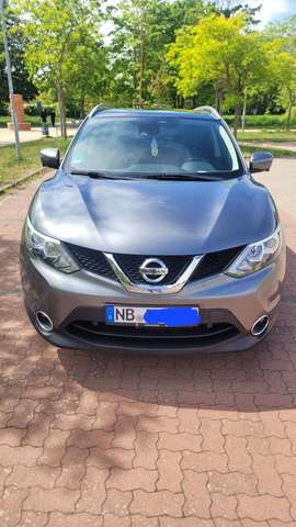Nissan Qashqai 1.6 dCi Xtronic N-Vision