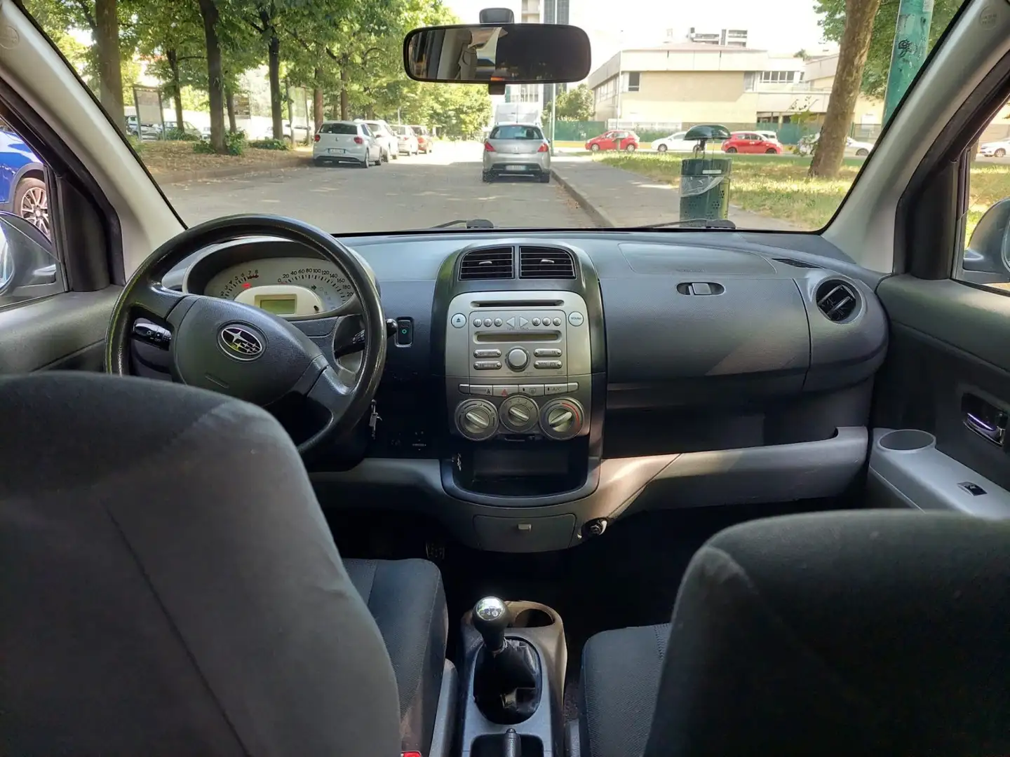 Subaru Justy 1.0 12V UR - 2