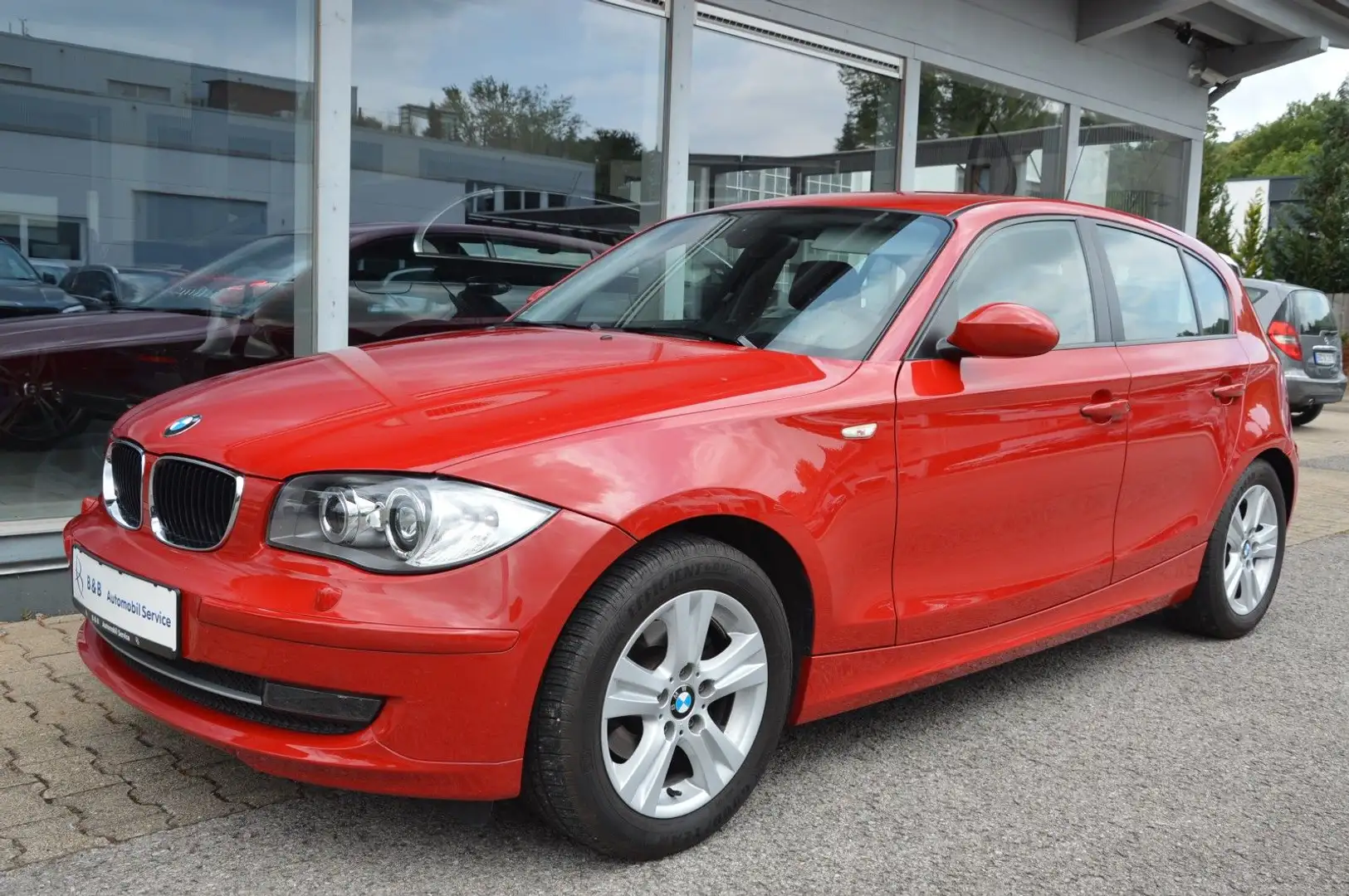 BMW 116 i*ADVANTAGE*PDC*XENON*ALU*SHZ* Roşu - 1