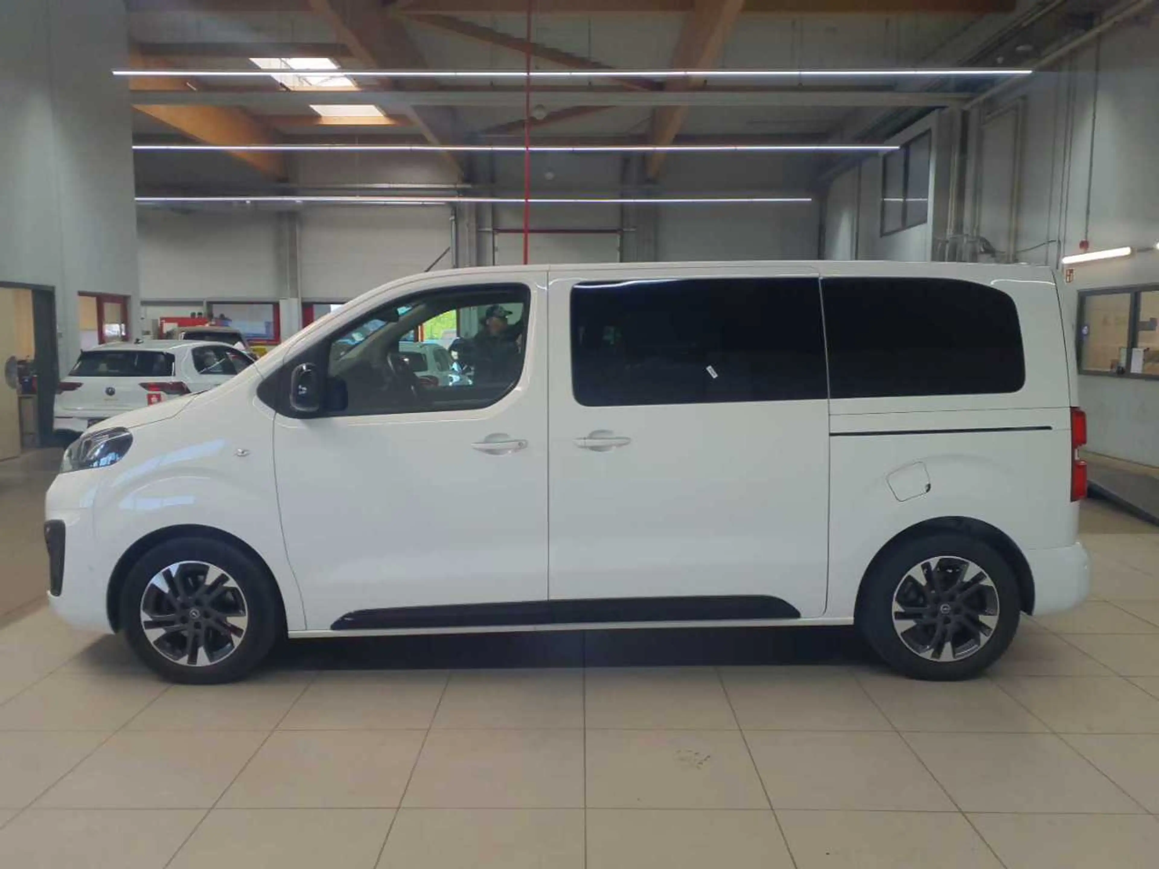 Opel Zafira Tourer Zafira Life 2.0D Aut.Tourer Leder ACC AHK — photo 6