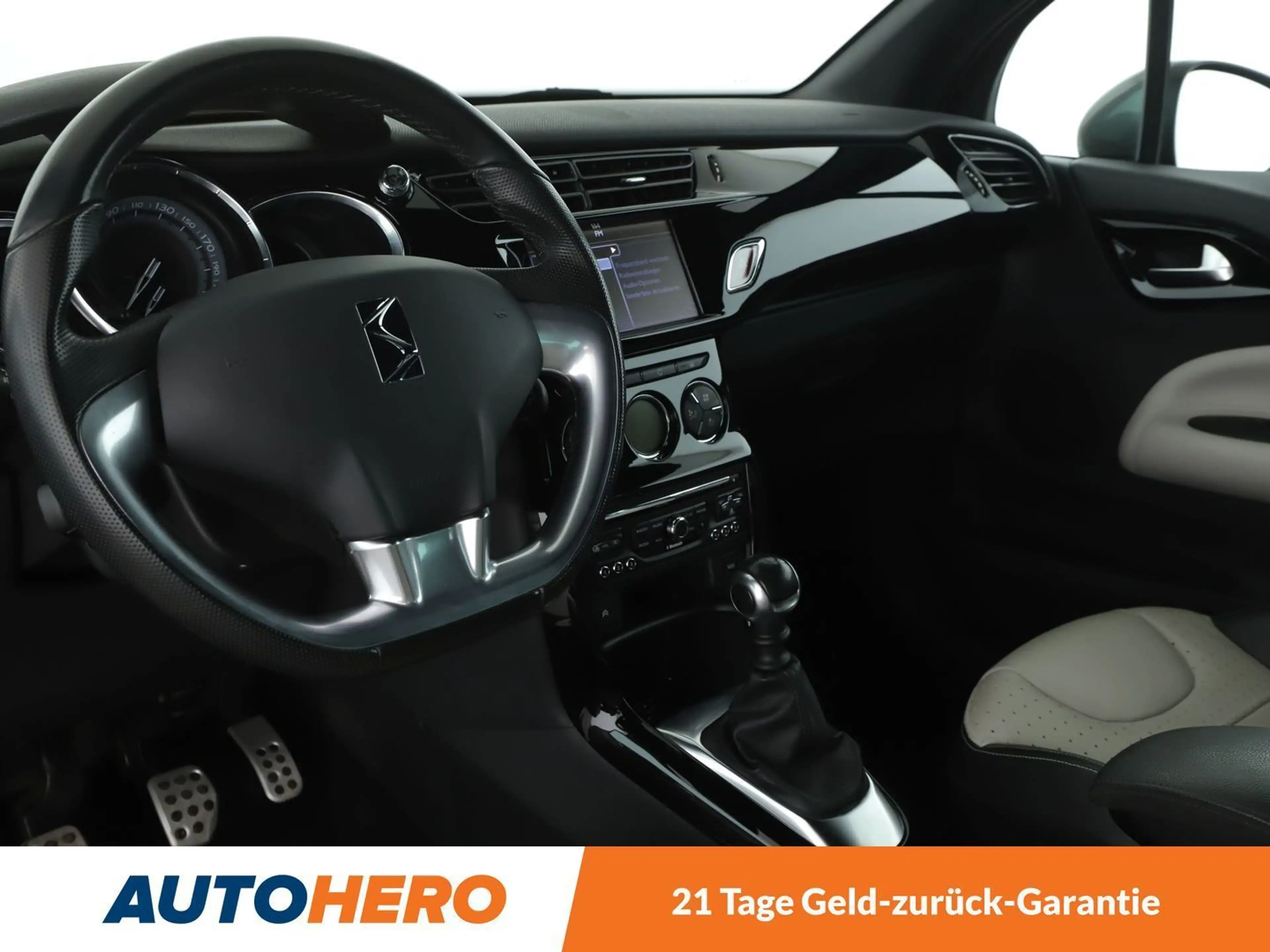 Citroen DS3 1.6 THP SportChic *NAVI*SHZ*TEMPO*ALU* — photo 11