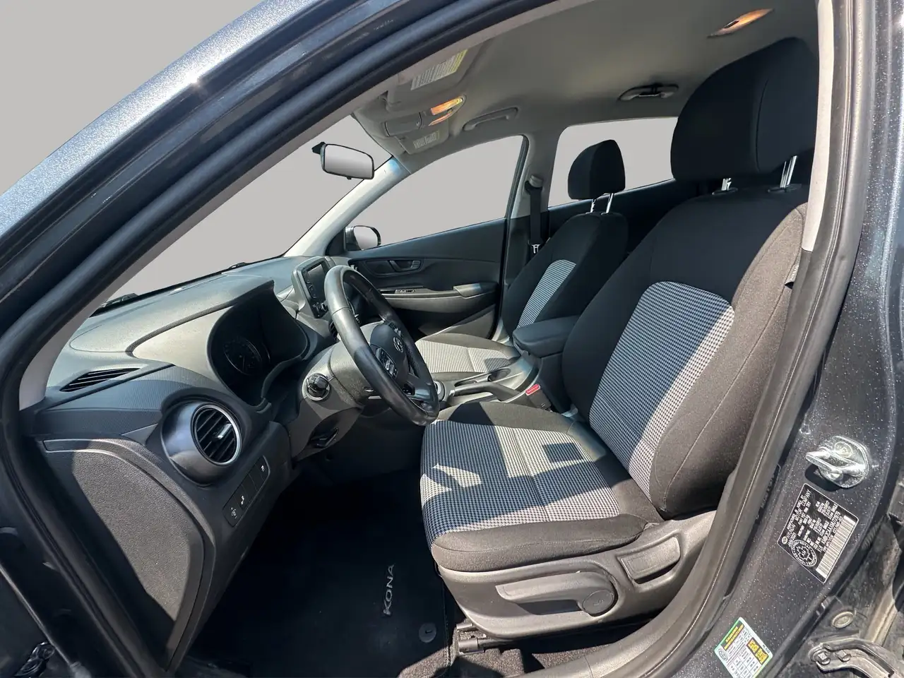 Hyundai KONA снимка Hyundai KONA
