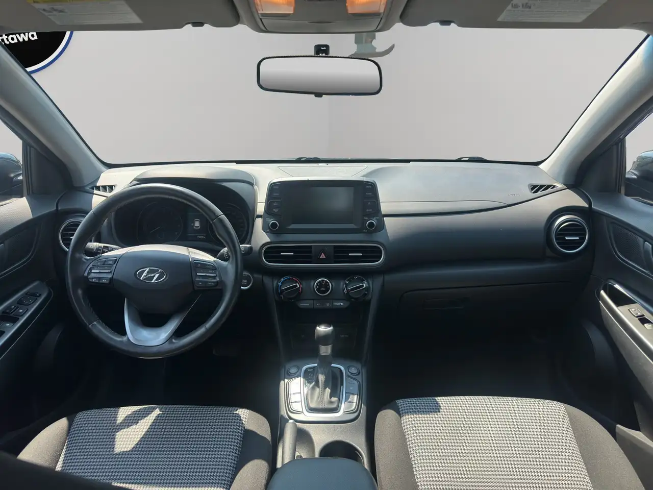 Hyundai KONA снимка Hyundai KONA