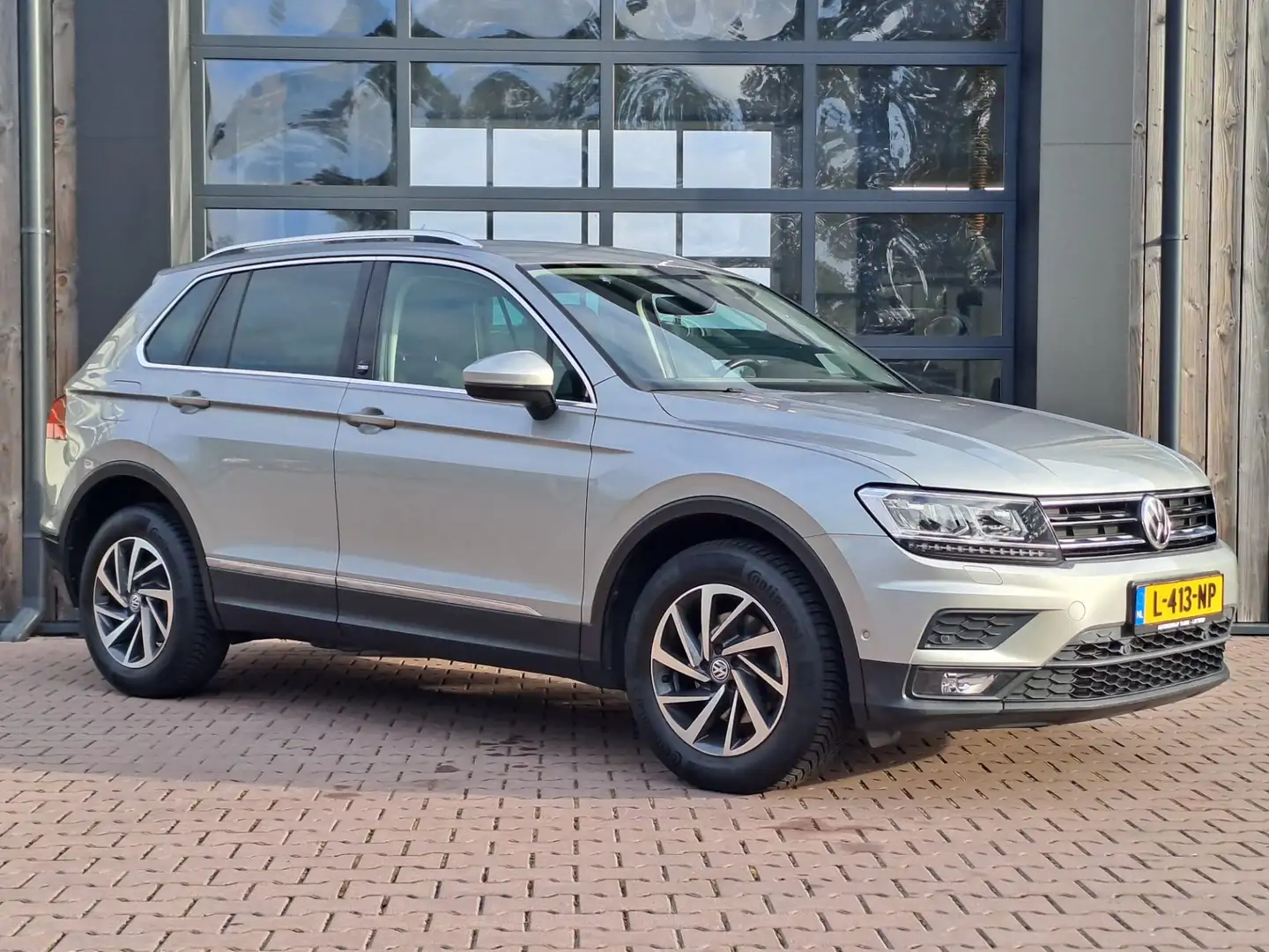 Volkswagen Tiguan 1.4 TSI 4MOTION Highline | ACC | Led | App-connect Gris - 2
