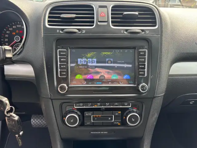 Volkswagen Golf view 13