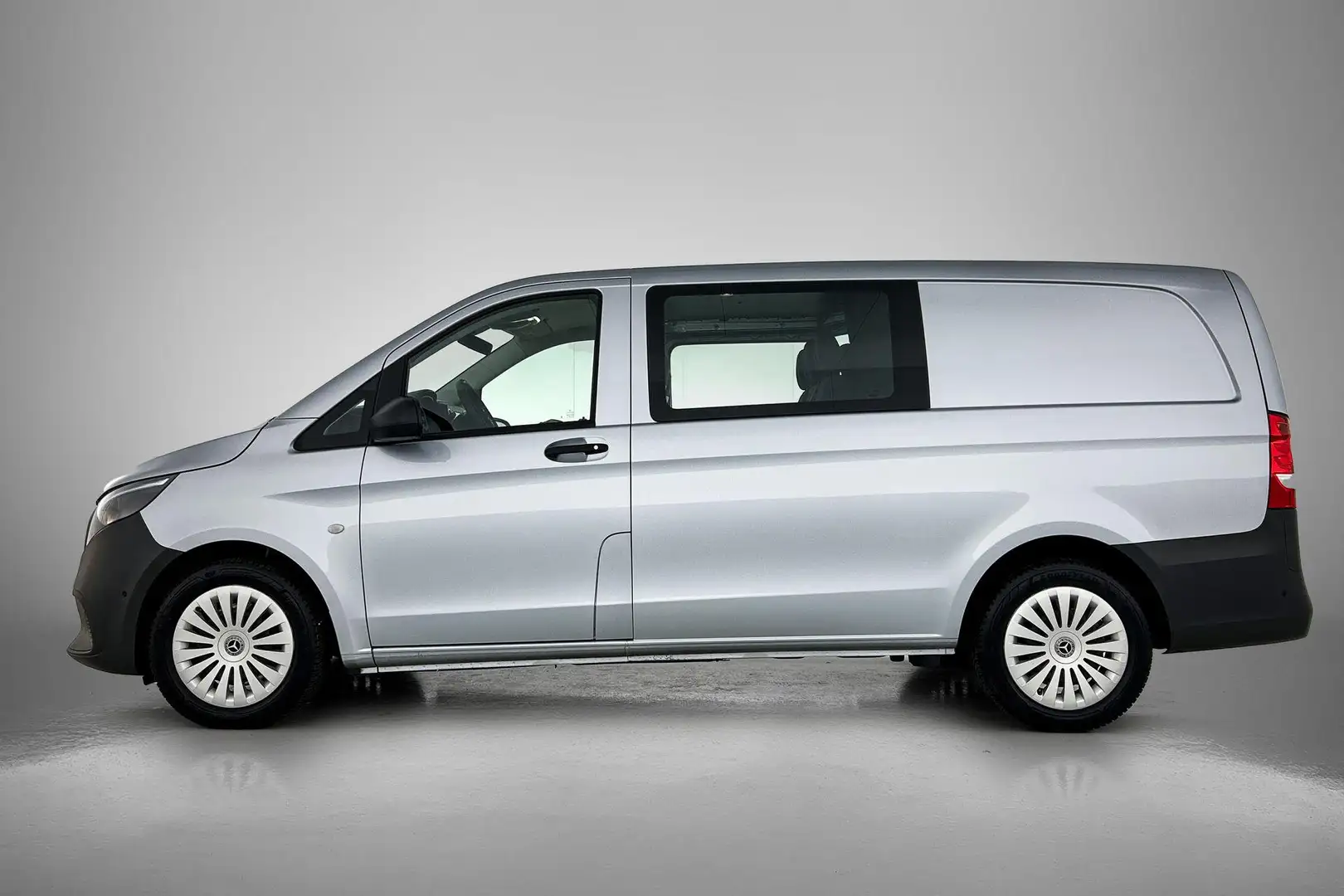 Mercedes-Benz Vito 114 L2 Automaat RWD Pro Dubbel Cabine | Standkache Argent - 2