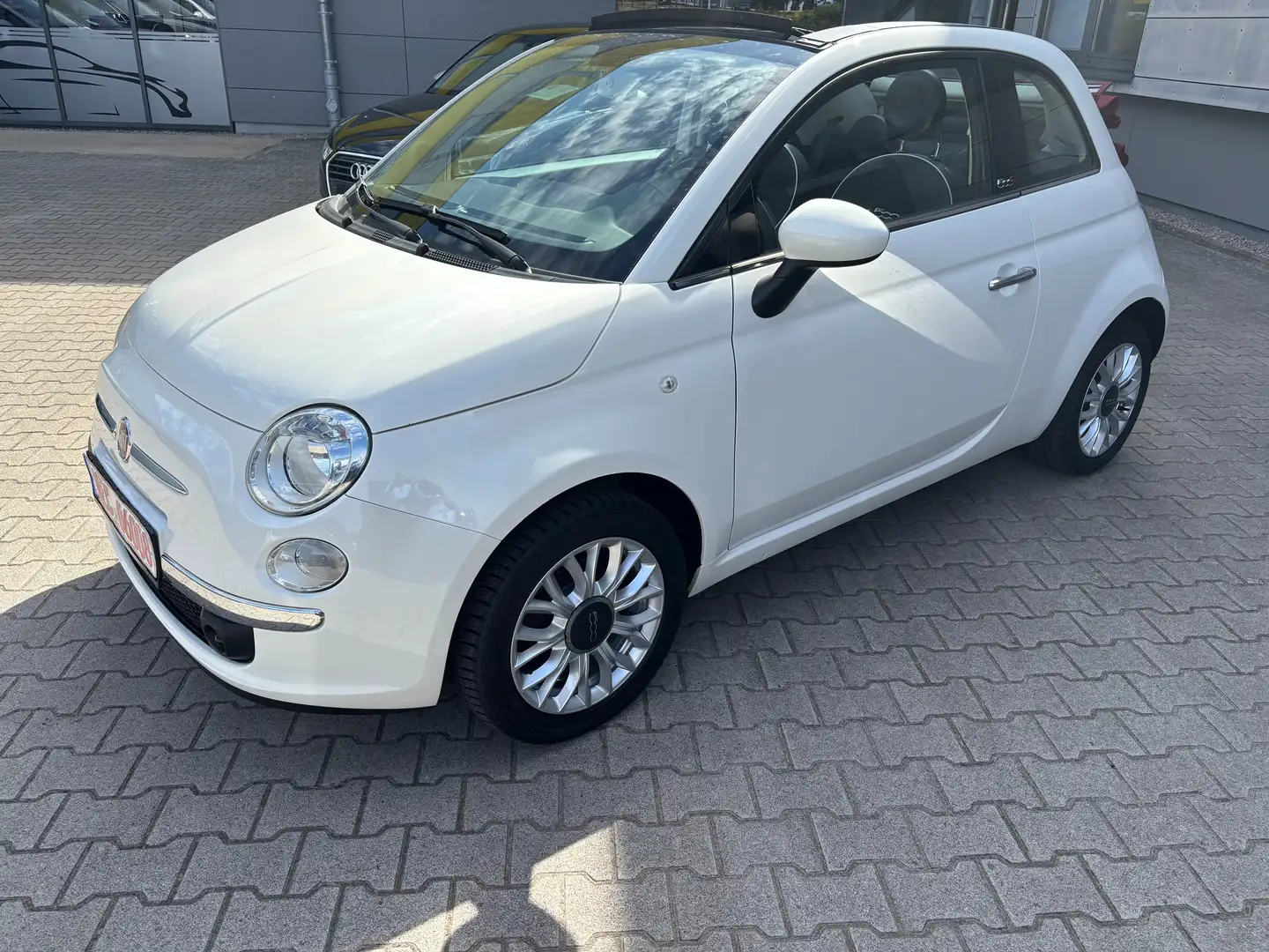 Fiat 500 Lounge Weiß - 2