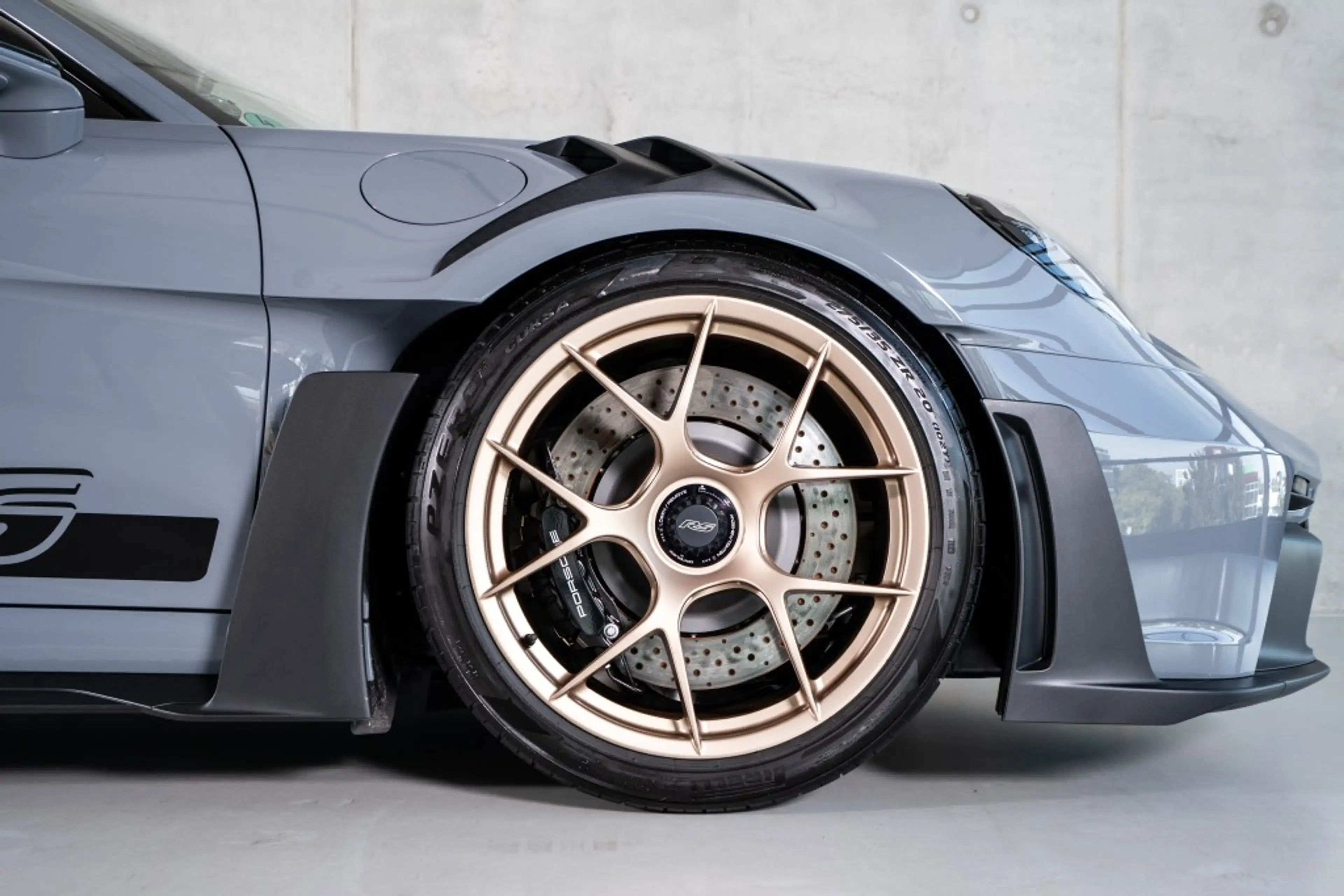 Porsche 911 Carbon APPROVED 12 28 Lift PDLS — photo 11