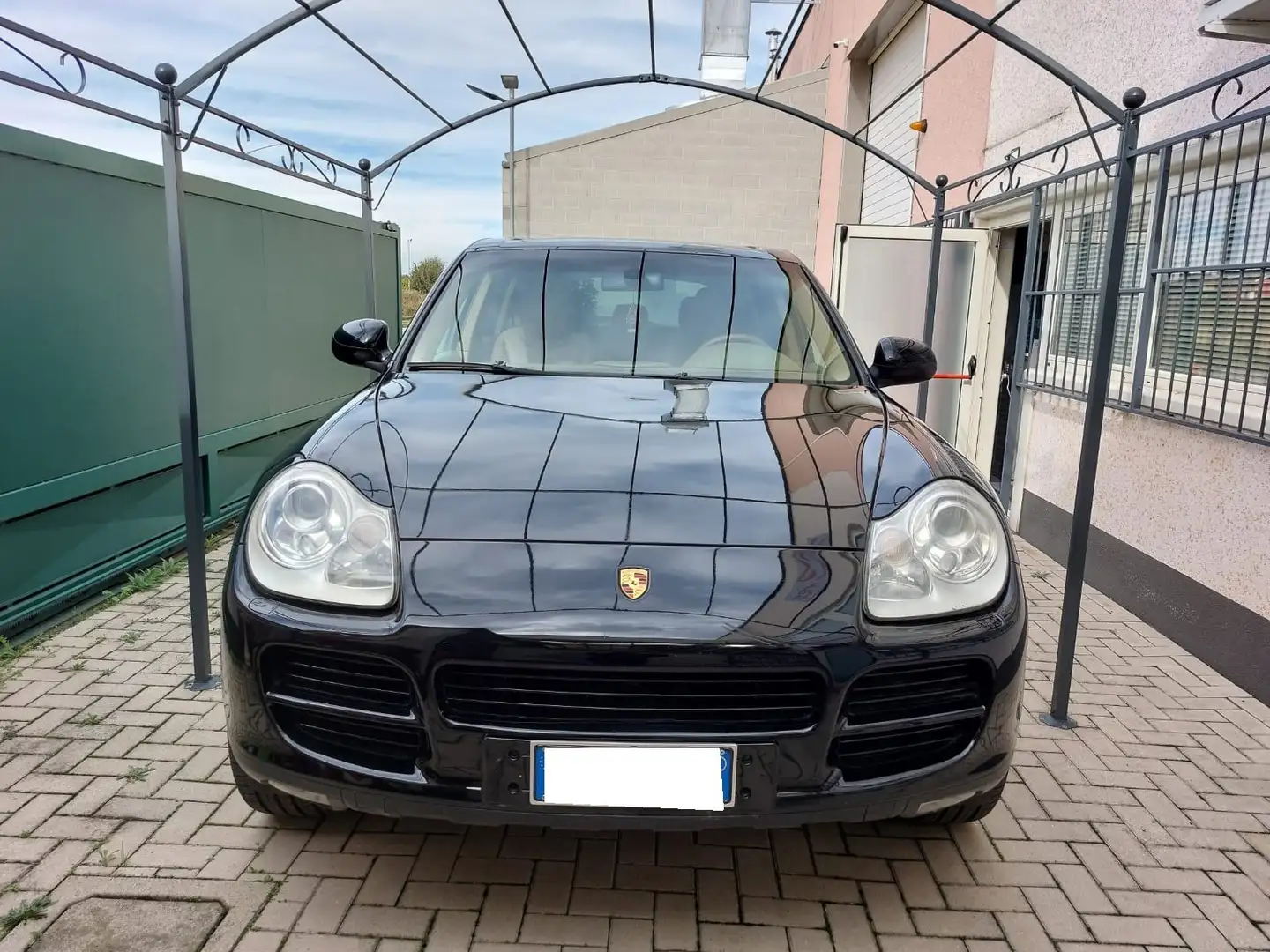 Porsche Cayenne 3.2 V6 250CV AUTOM. NAVY PELLE TELF!! Noir - 2