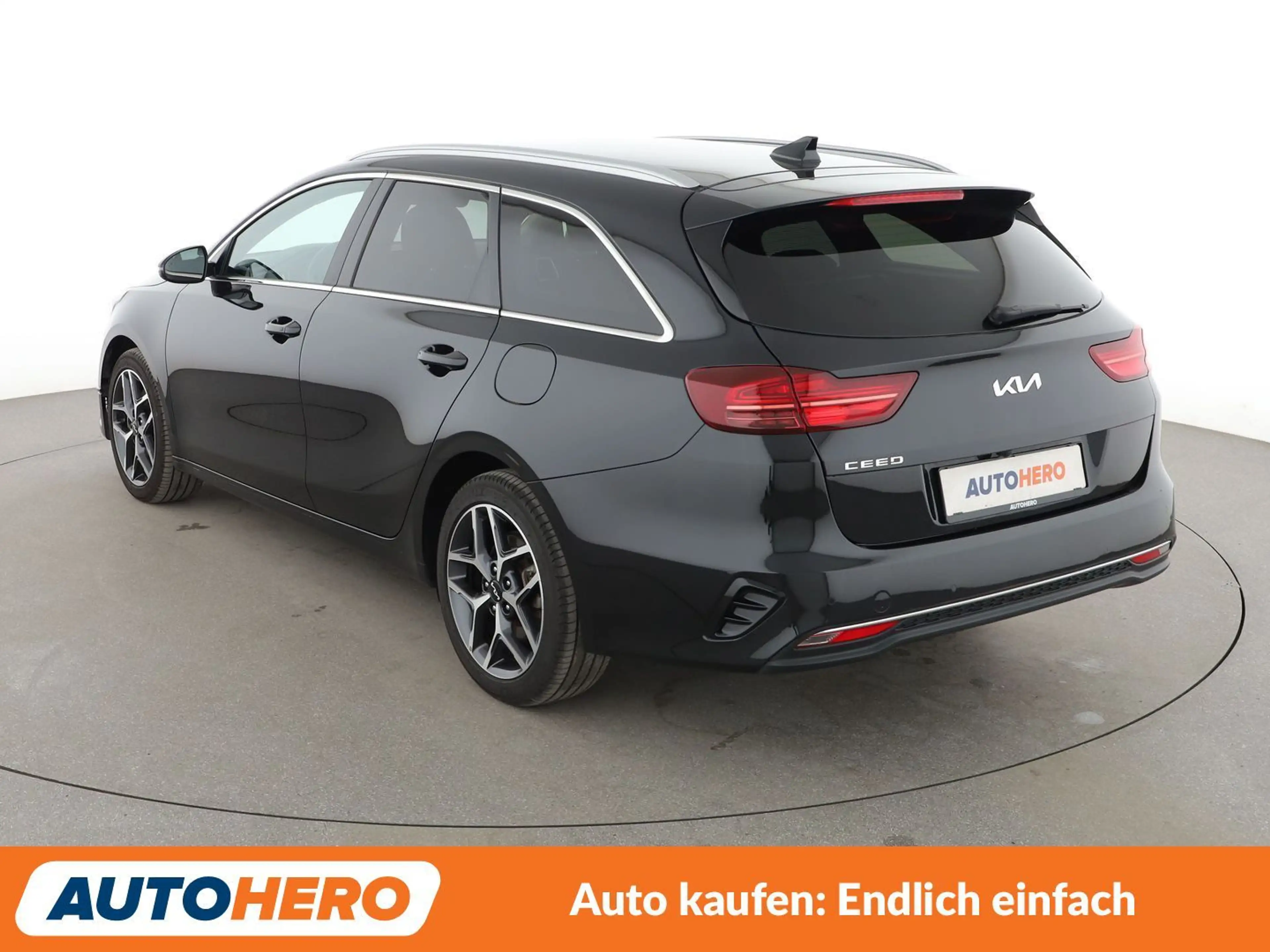 Kia Ceed / cee'd 1.5 TGDI Mild-Hybrid Ultimate Edition Aut.*NAVI* — photo 4