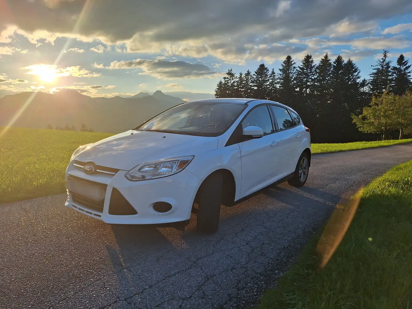 Ford Focus Focus Trend 1,0 EcoBoost Trend Weiß - 2