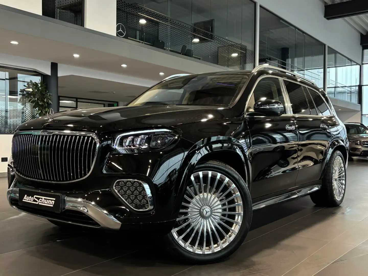 Mercedes-Benz GLS 600 4M Maybach+E-Active-Body+Premium+Paket Zwart - 1