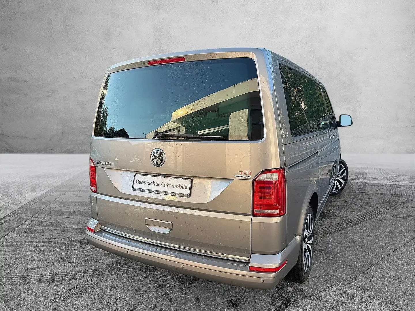 Volkswagen Multivan Kurz Highline Bruin - 2