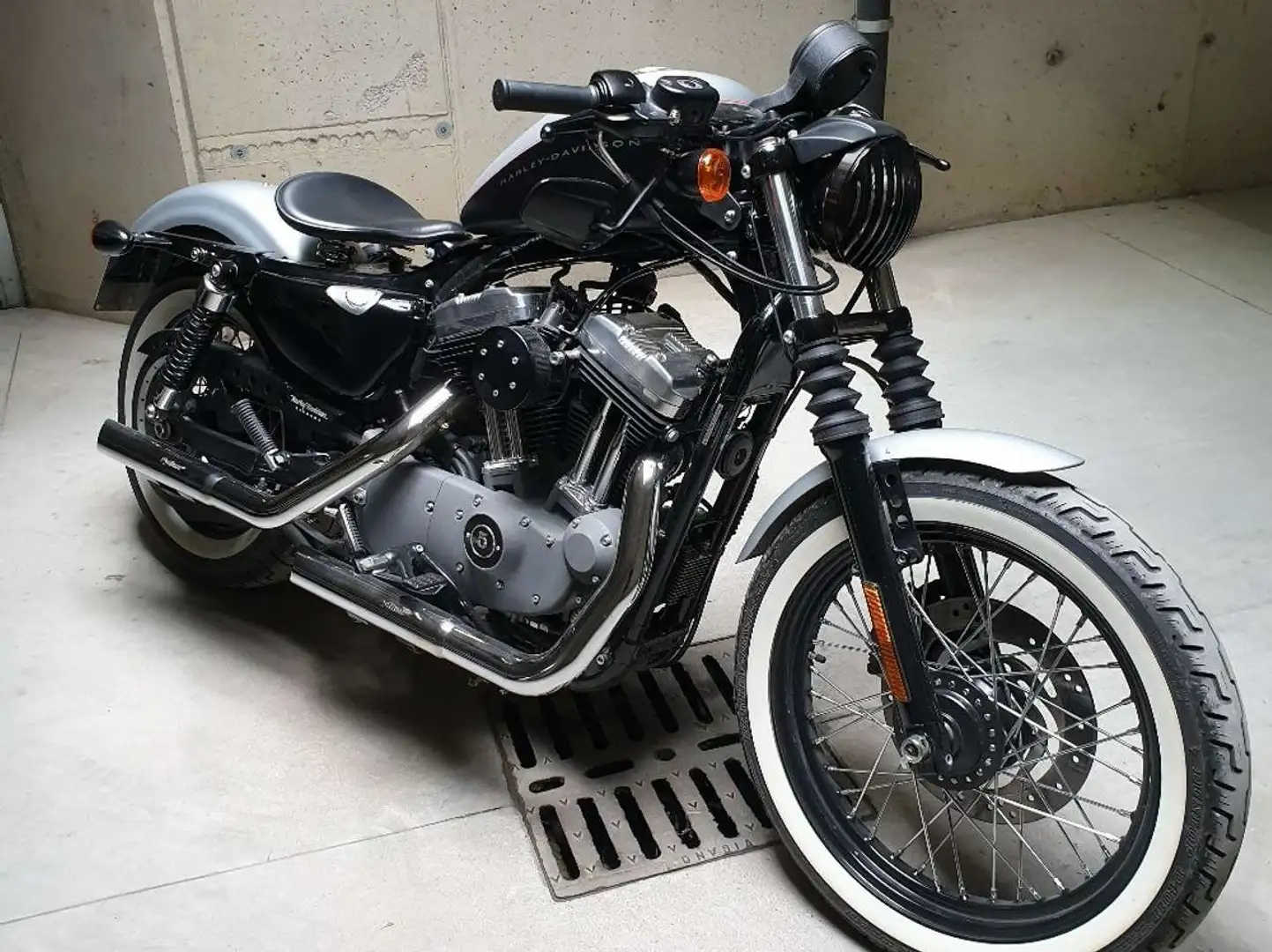Harley-Davidson Sportster 1200 Nightster - XL1200N - 1