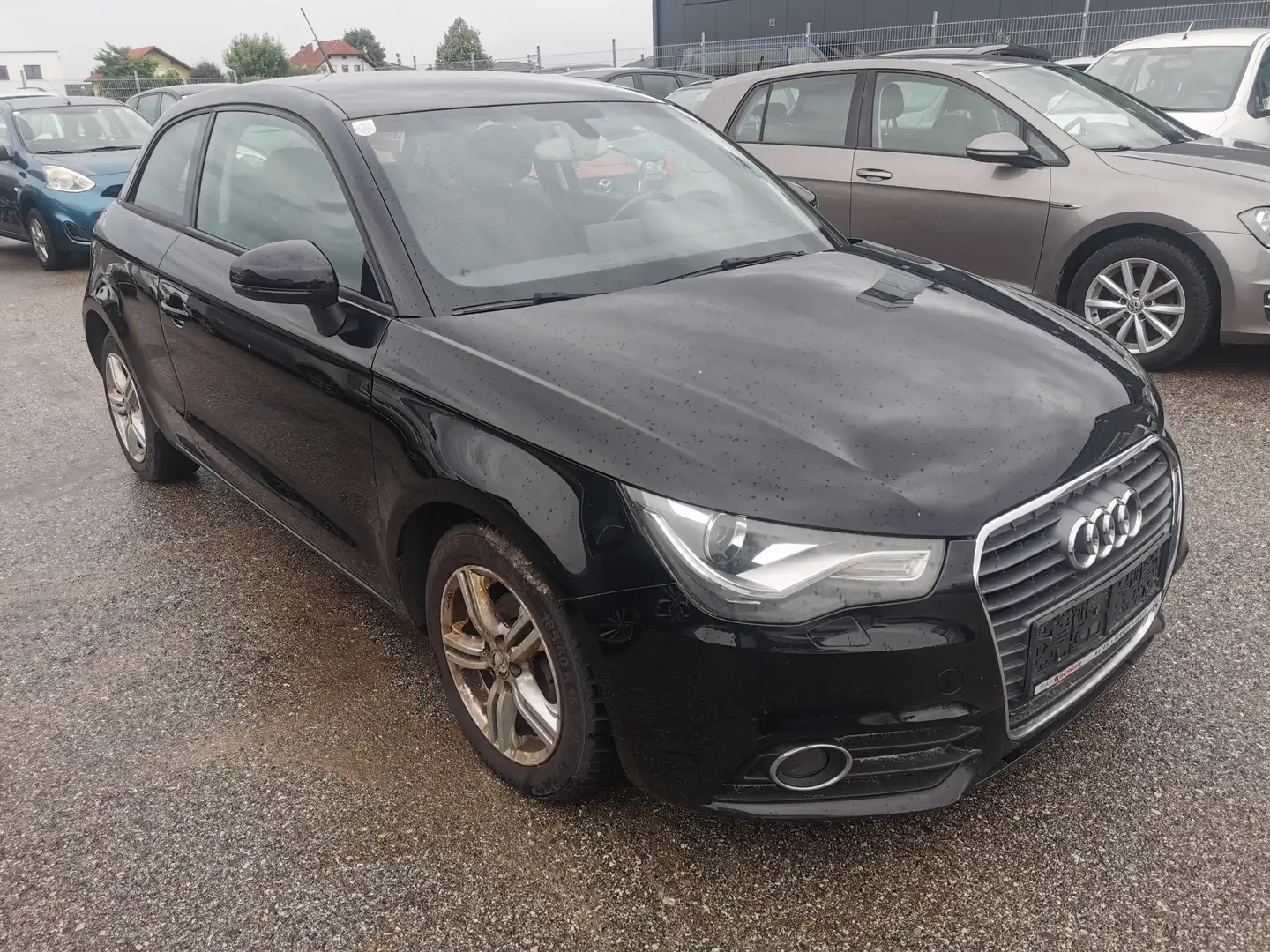 Audi A1 attraction Schwarz - 2