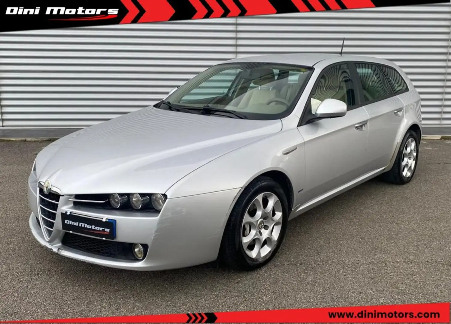 Alfa Romeo 159 1.9 JTDm 150CV Sportwagon Progression Grau - 1