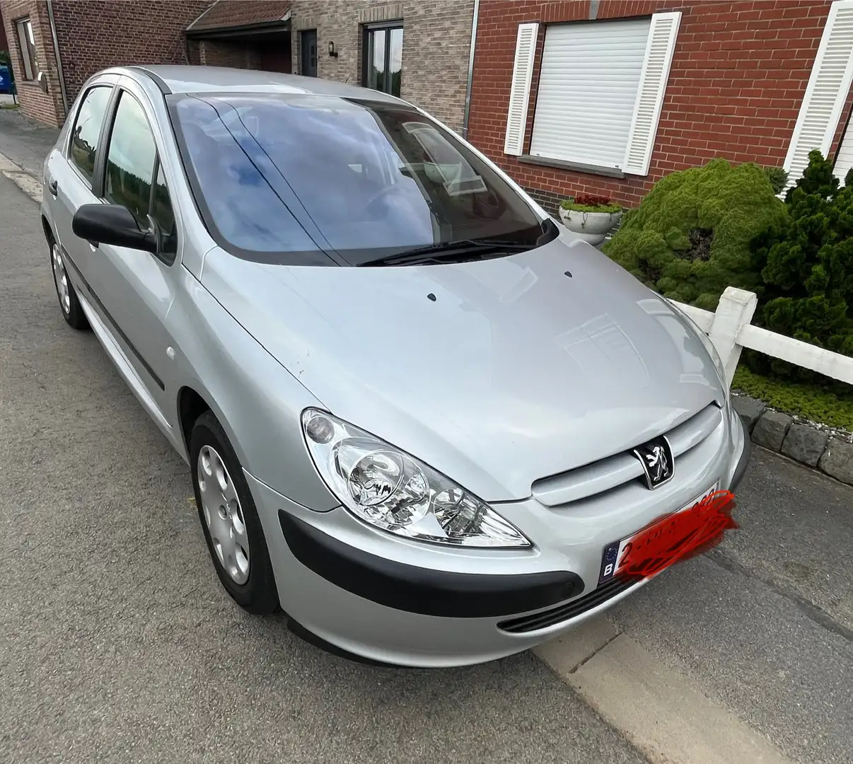 Peugeot 307 75 Presence - 1