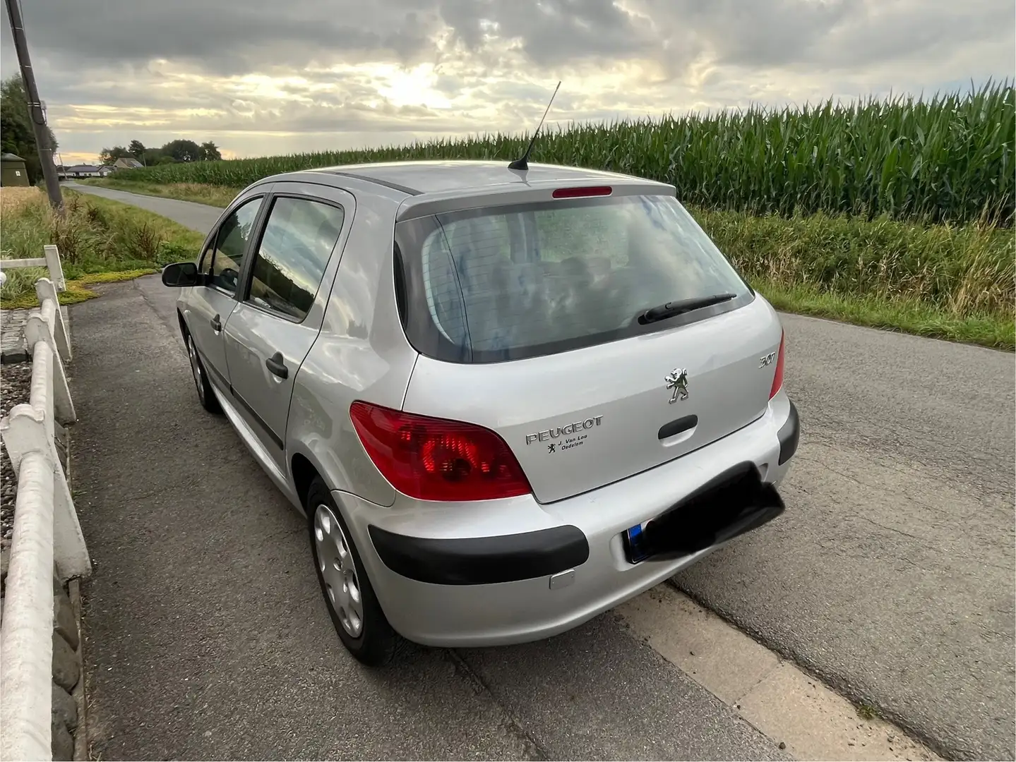 Peugeot 307 75 Presence - 2