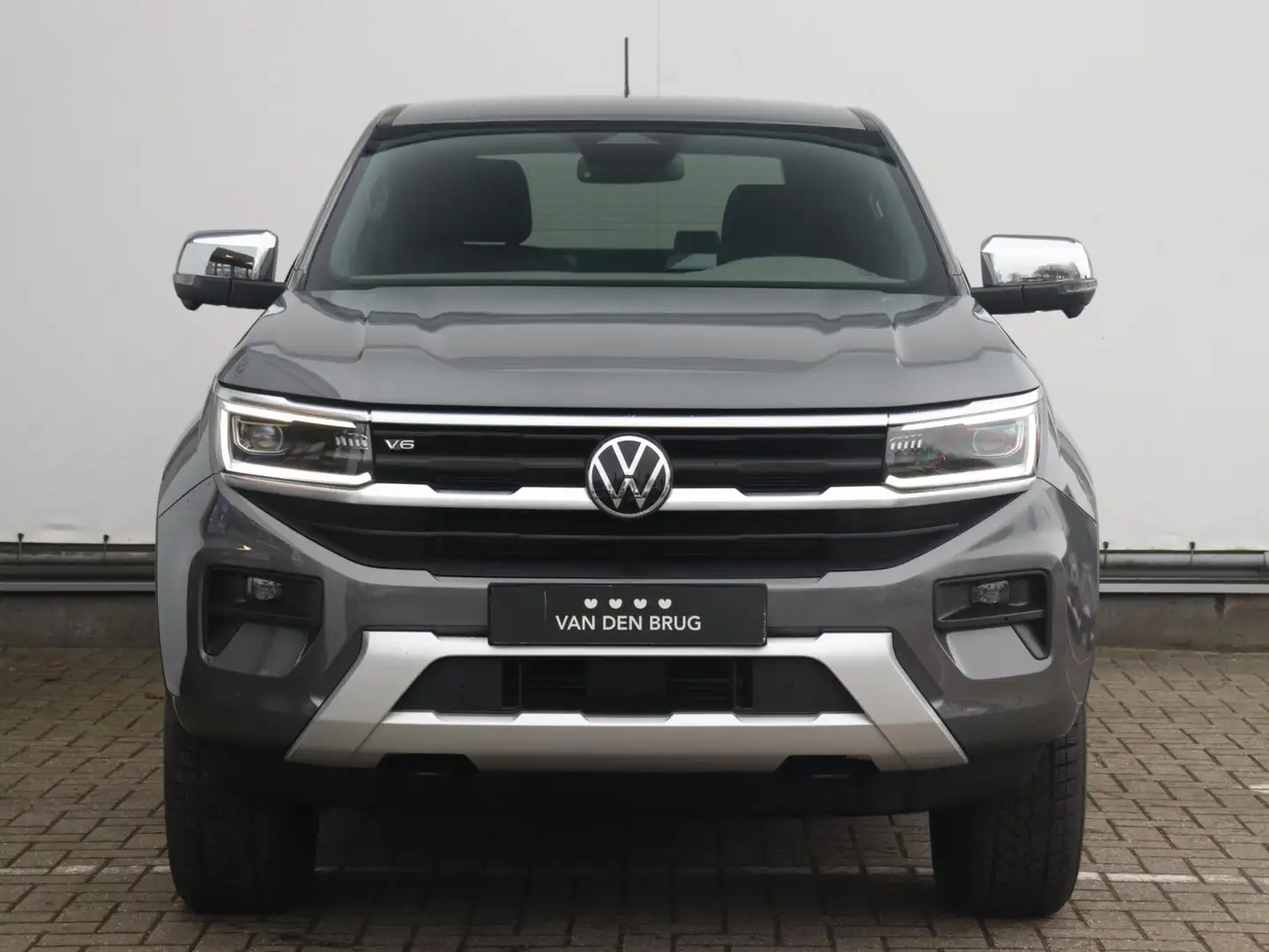 Volkswagen Amarok 3.0 TDI 241pk V6 4Motion | Trekhaak (3500kg) | Cov Gris - 2