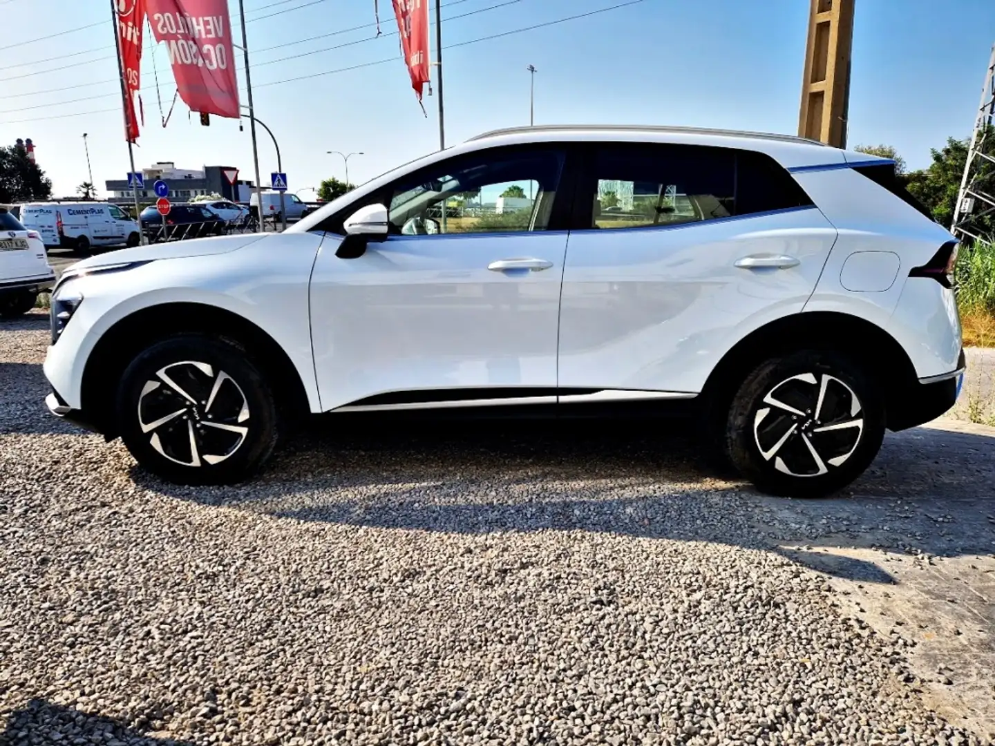 Kia Sportage 1.6 T-GDi HEV Drive 215 Blanc - 2