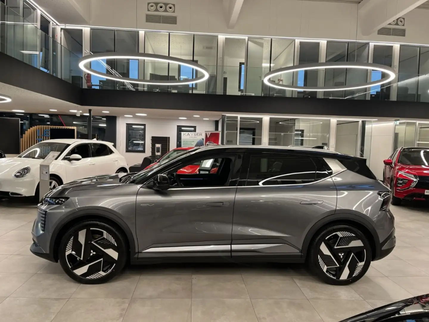 Mitsubishi Eclipse Cross Diamant Top 87 kWh Adap.LED 360° Gri - 2