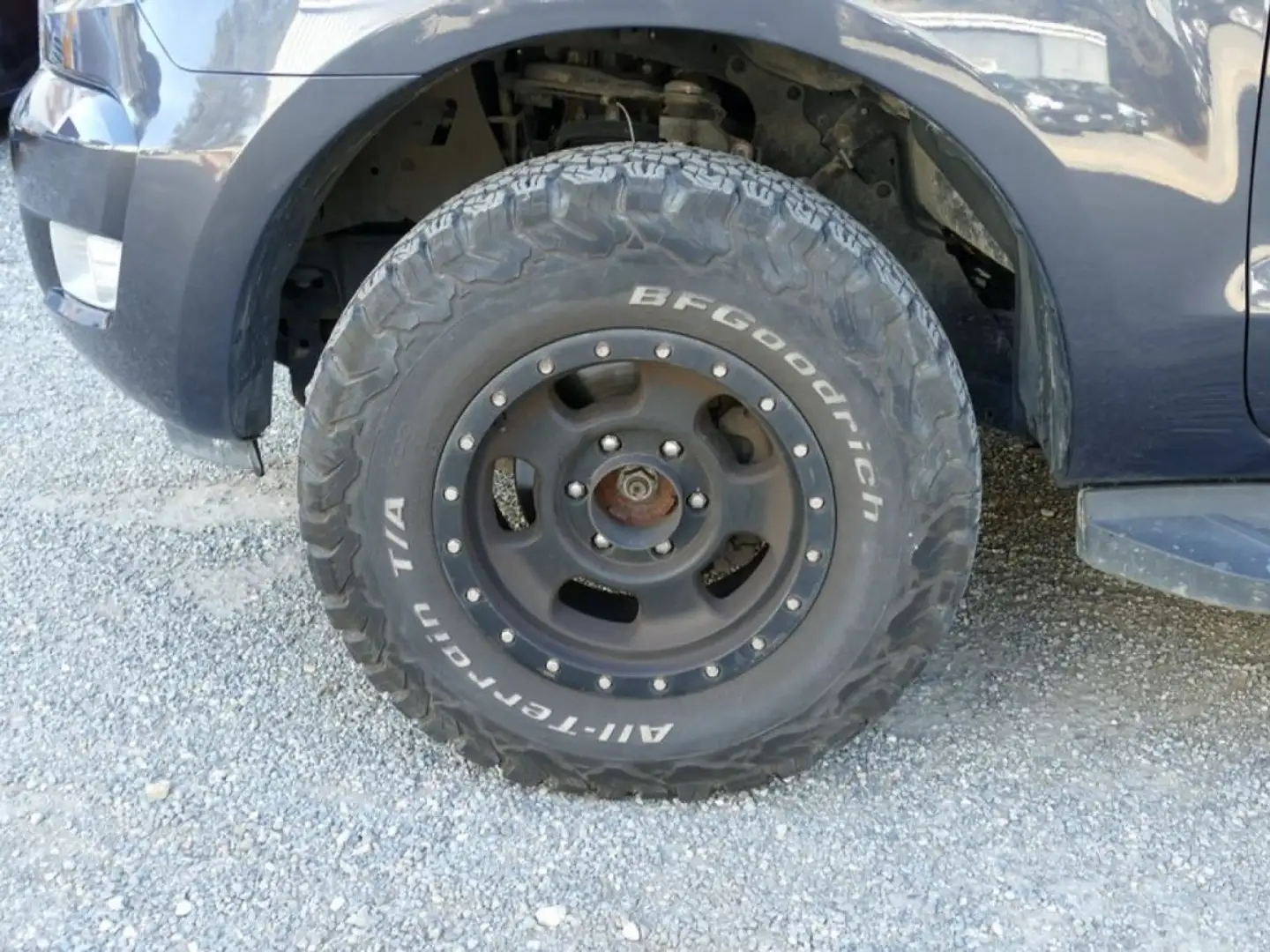 Ford Ranger DOUBLE CABINE 2.2 TDCI 160 Ch XLT BVM6 Grau - 2