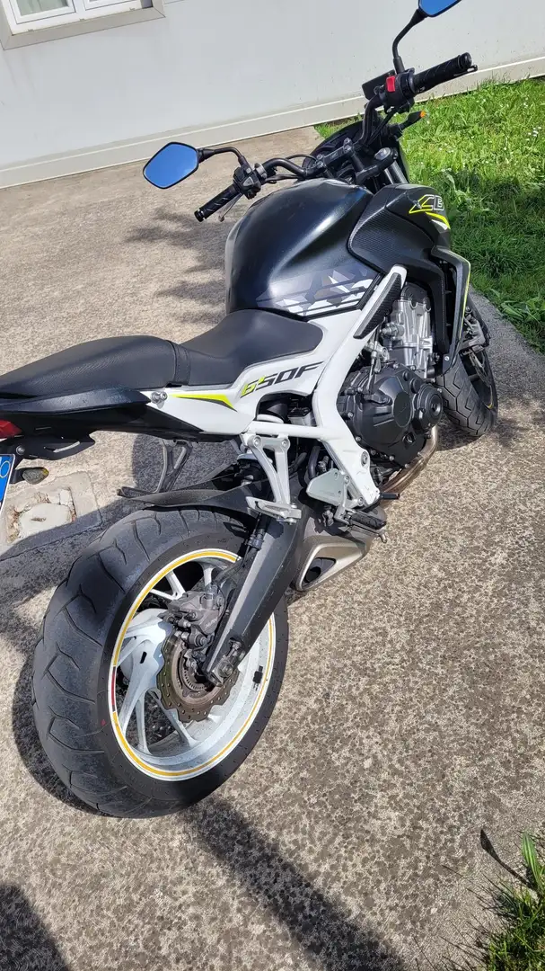 Honda CB 650 bianca e nera moto depotenziata Negru - 2