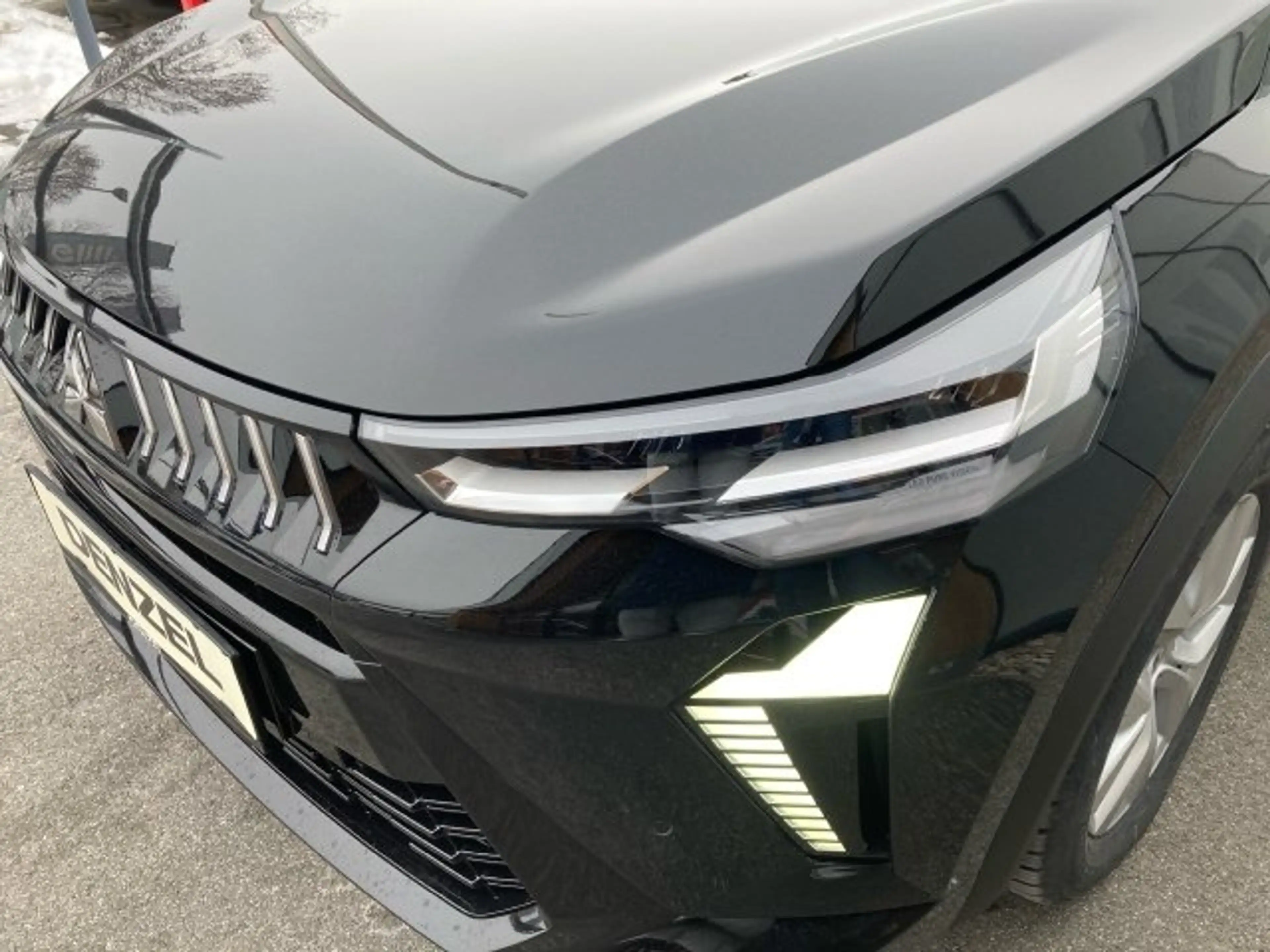 Mitsubishi Grandis 1,3 Petrol Intense S+C+T 26 — photo 12
