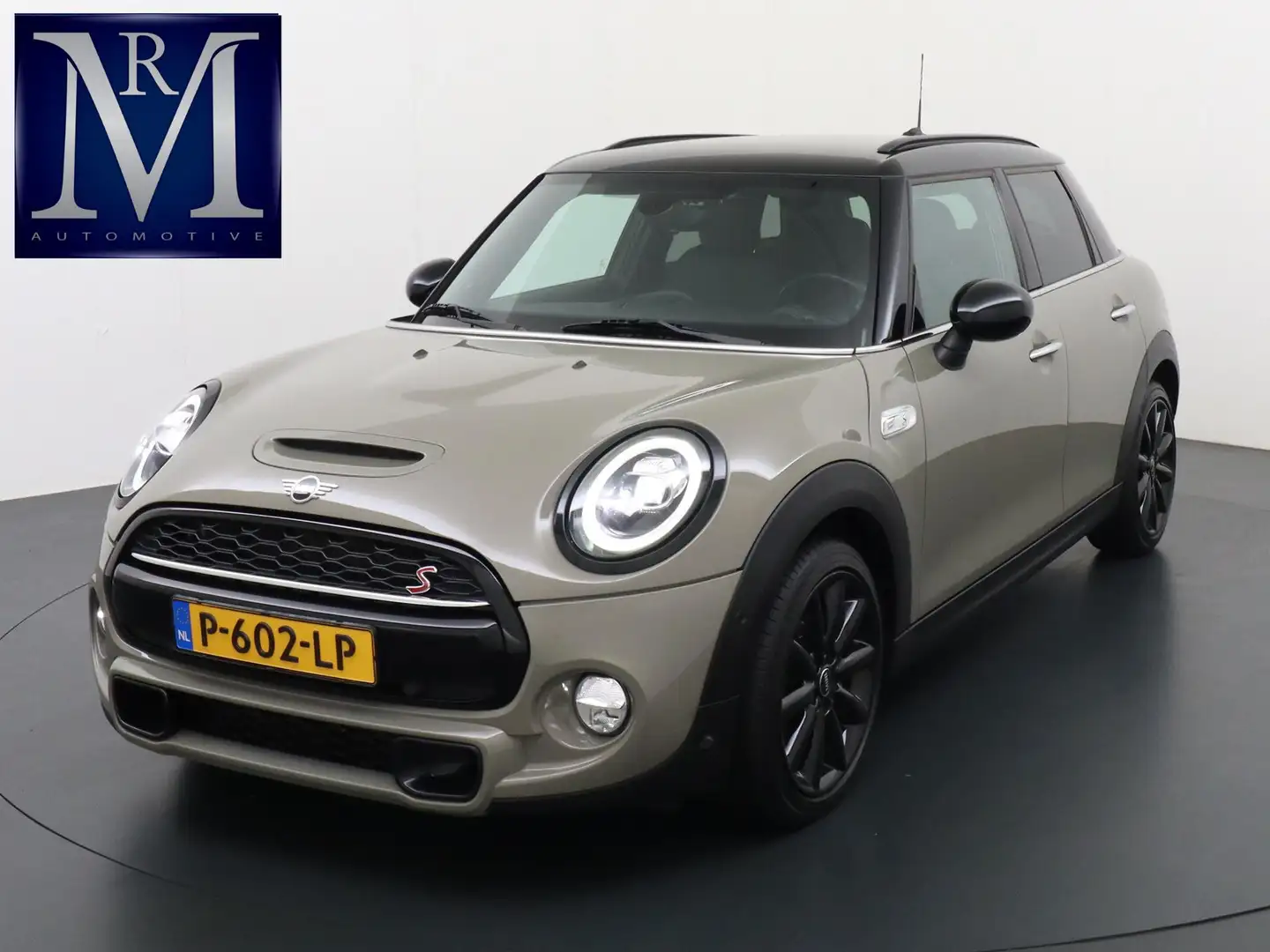 MINI Cooper S Mini 2.0 Chili VAN: €20.900,- VOOR: €17.777,- UW E Gris - 1