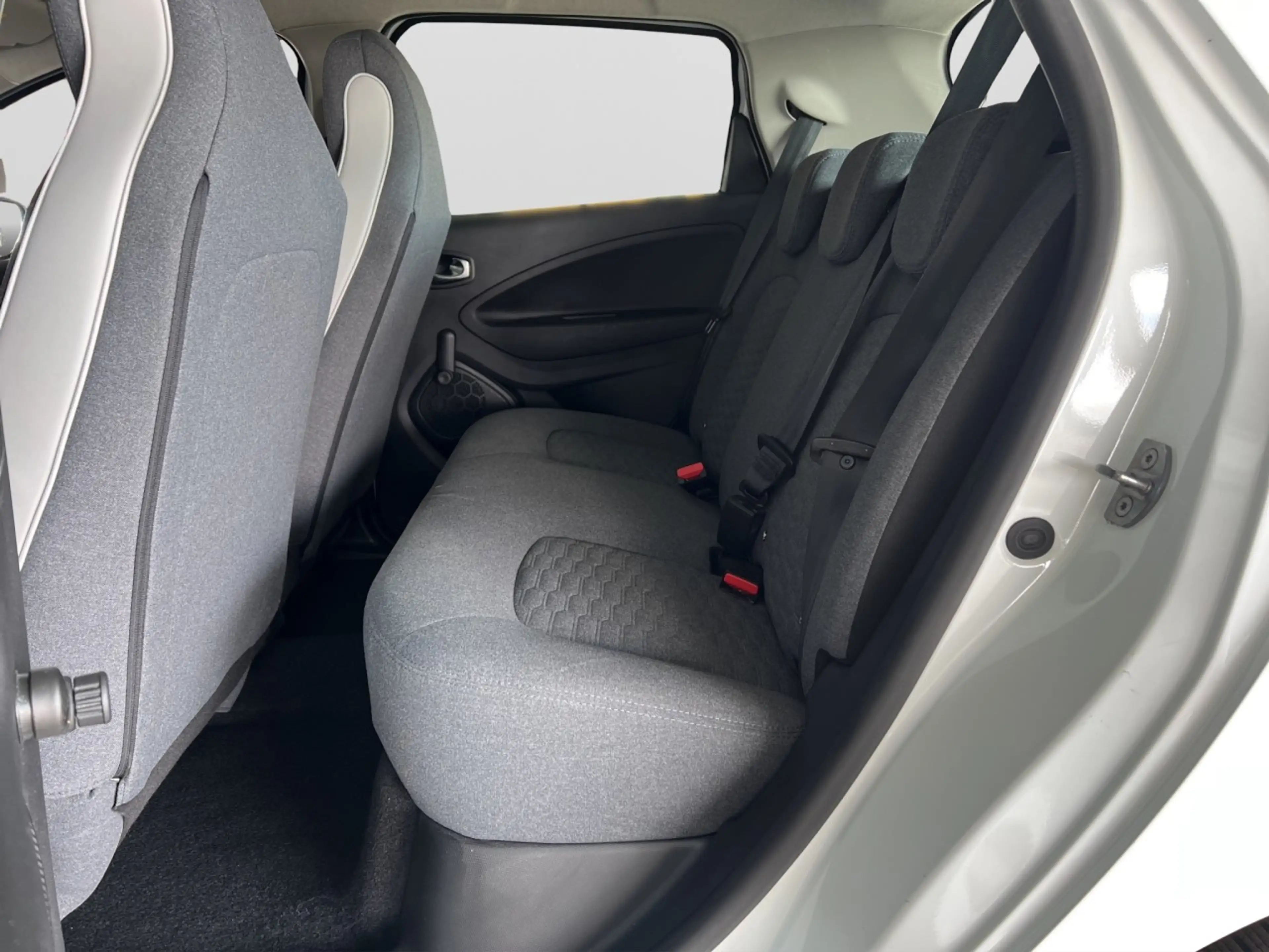 Renault ZOE Evolution mit SCHNELLLADEFUNKTION Klima Navi — photo 14