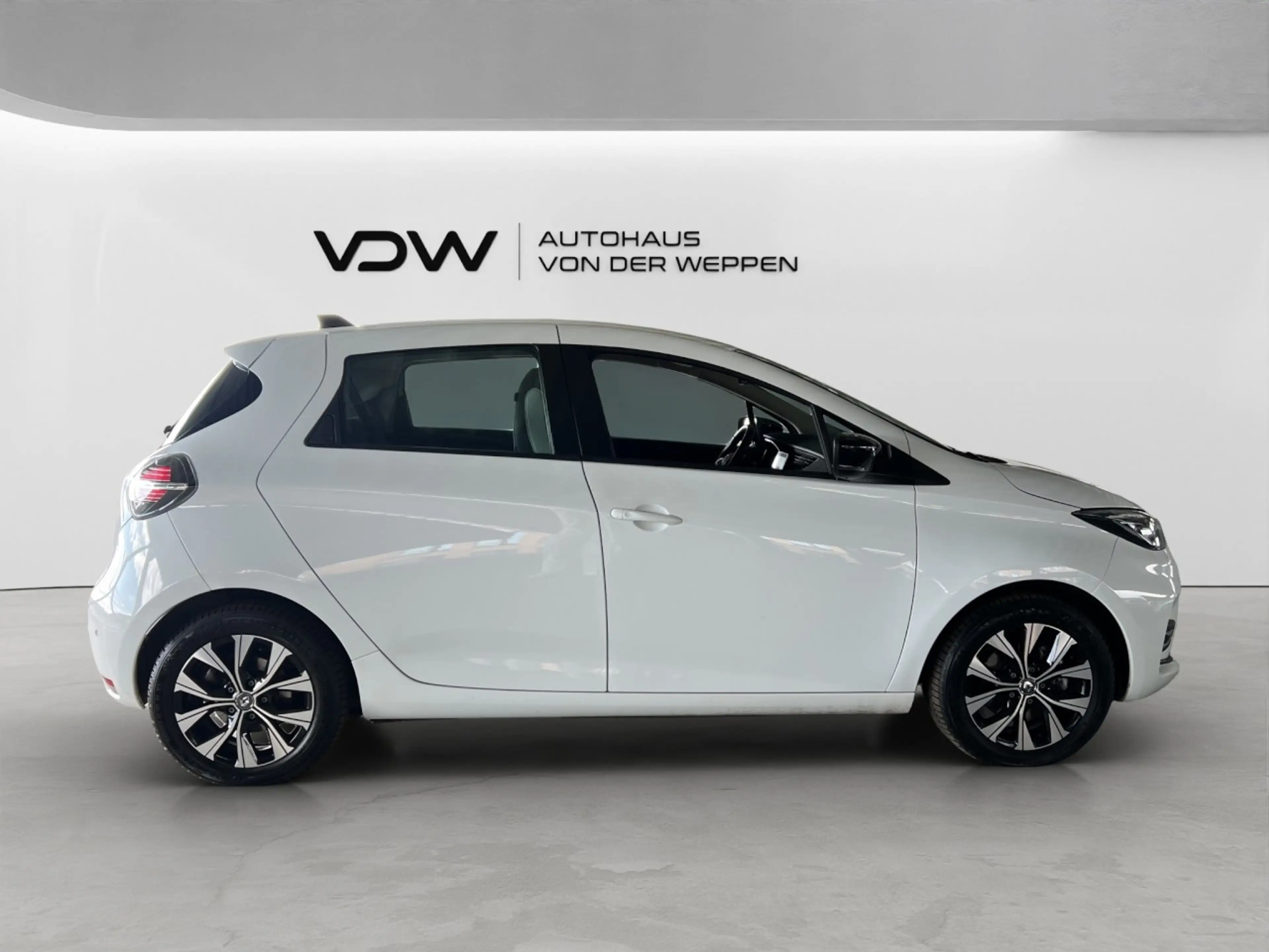 Renault ZOE Evolution mit SCHNELLLADEFUNKTION Klima Navi — photo 9