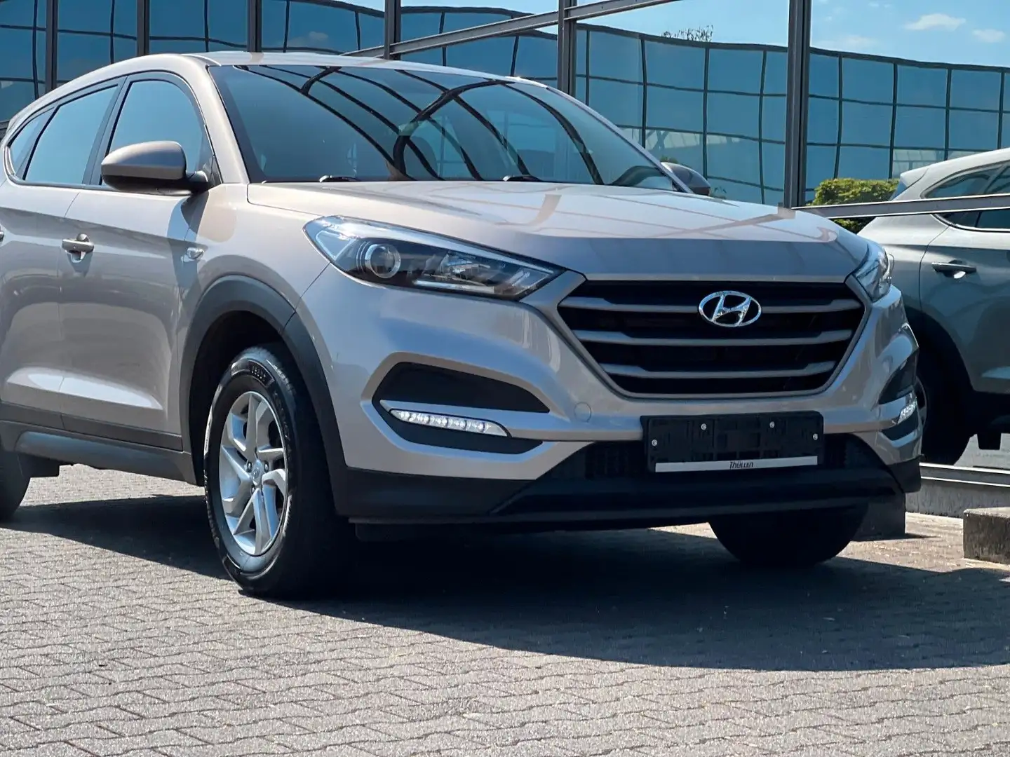 Hyundai TUCSON blue Classic 2WD 1.6 Klima AHK Braun - 1