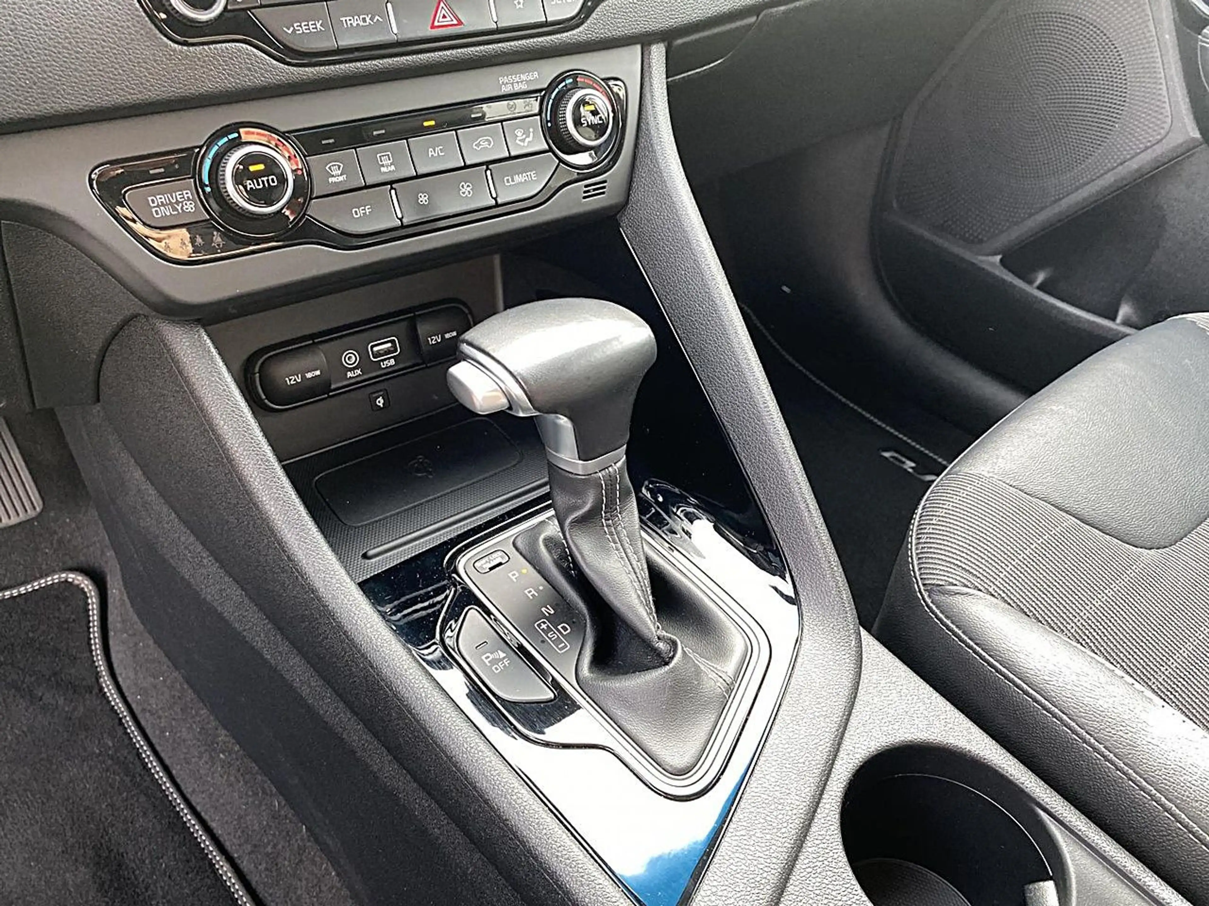 Kia Niro NIRO 1.6 HEV DCT VISON AHK ALLWETTER — photo 28