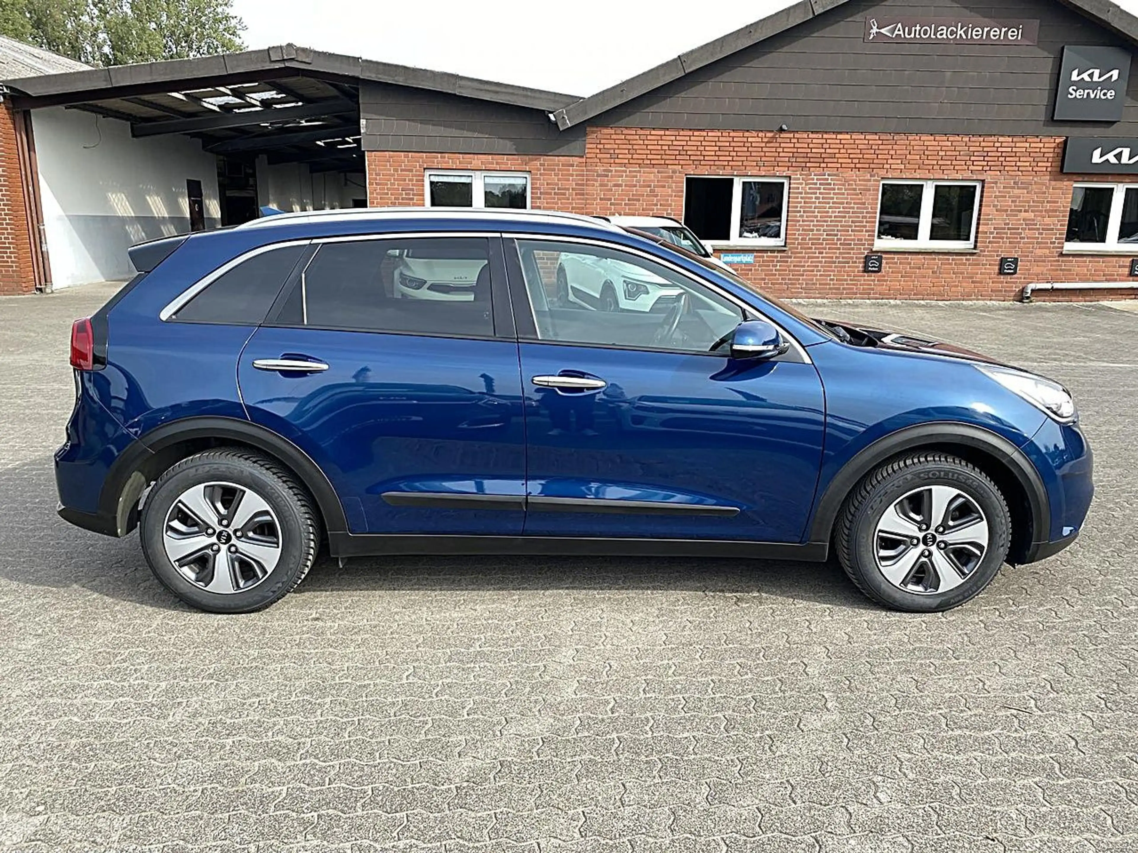 Kia Niro NIRO 1.6 HEV DCT VISON AHK ALLWETTER — photo 6
