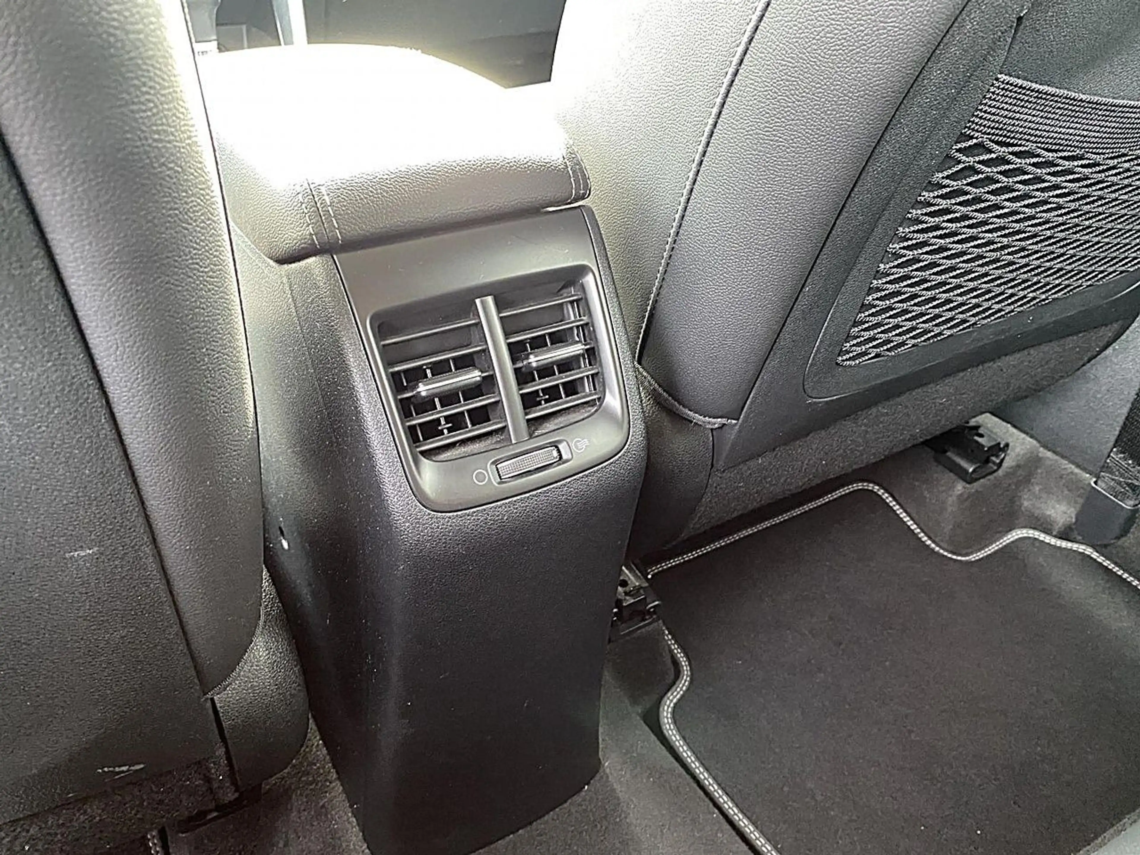 Kia Niro NIRO 1.6 HEV DCT VISON AHK ALLWETTER — photo 30
