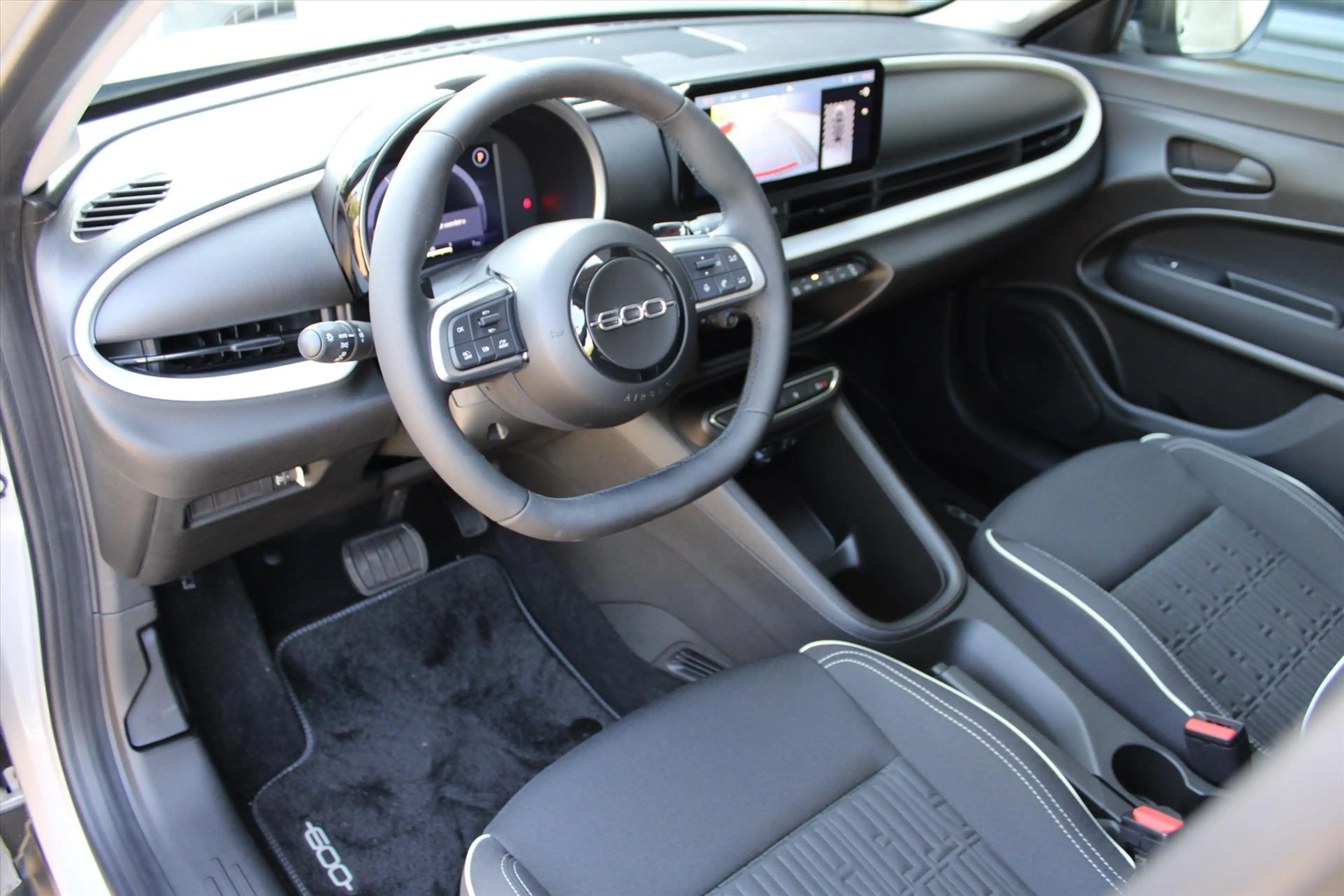 Fiat 600 Urban Hybrid Turbo Charged 100pk Automaat I Camera — photo 15