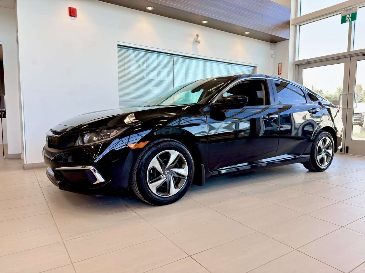 2019 Honda Civic LX Moteur 2.0L 158 ch, écran 7 po, CarPlay, sièges — снимка 1