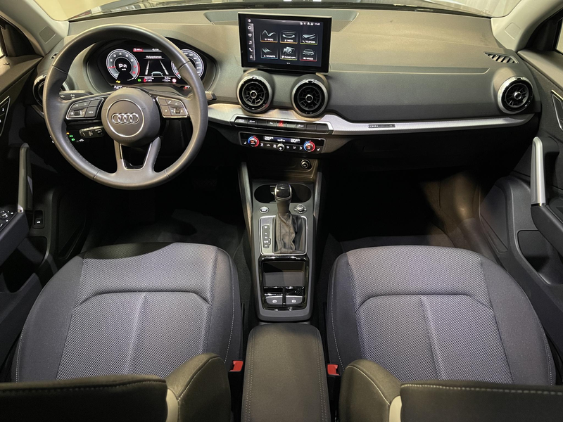 Audi Q2 35 TFSI S Edition 17"/Matrix LED/Camera/Adaptieve — photo 3