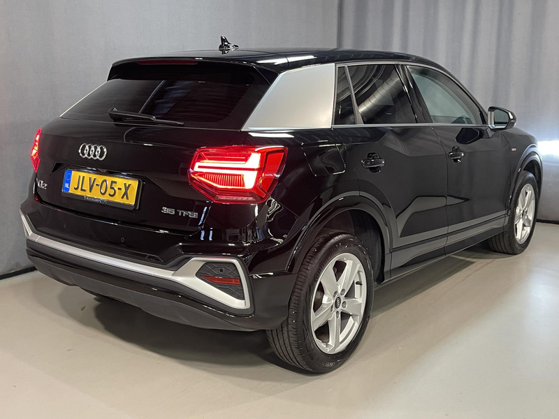 Audi Q2 35 TFSI S Edition 17"/Matrix LED/Camera/Adaptieve — photo 2