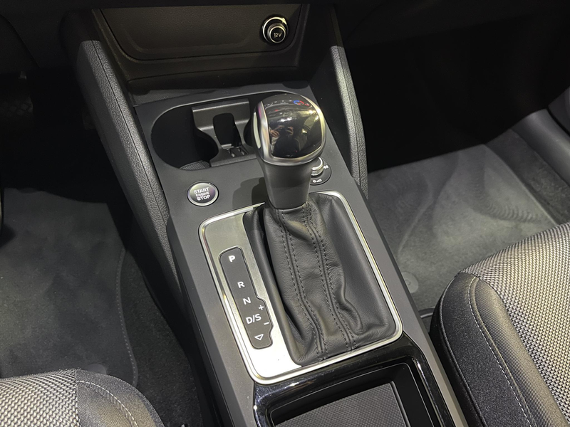 Audi Q2 35 TFSI S Edition 17"/Matrix LED/Camera/Adaptieve — photo 23