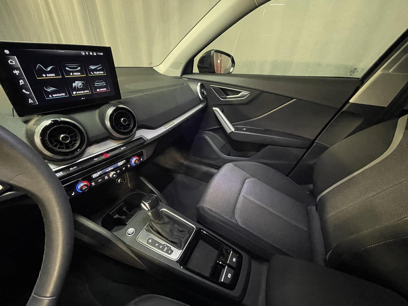 Audi Q2 35 TFSI S Edition 17"/Matrix LED/Camera/Adaptieve — photo 28