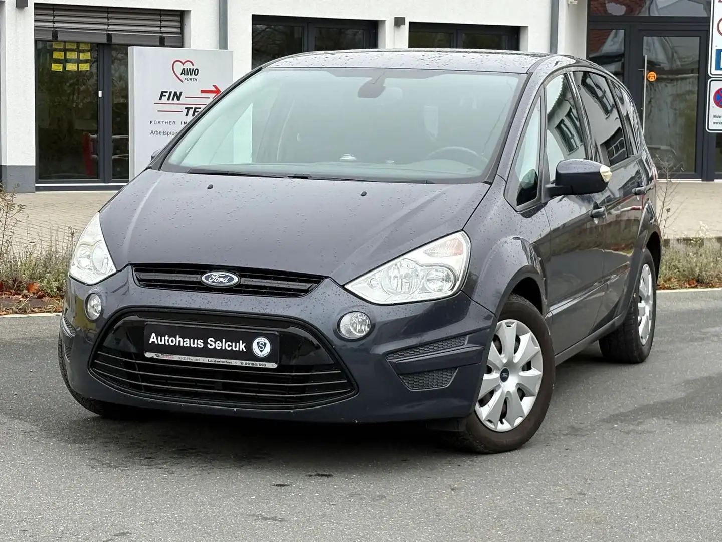 Ford S-Max Trend *7Sitzer*AHK*Klima*Tempomat*Automatik* Grau - 1