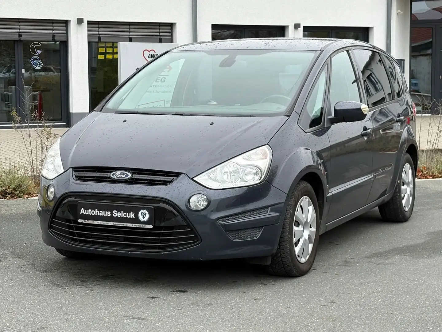 Ford S-Max Trend *7Sitzer*AHK*Klima*Tempomat*Automatik* Grau - 2