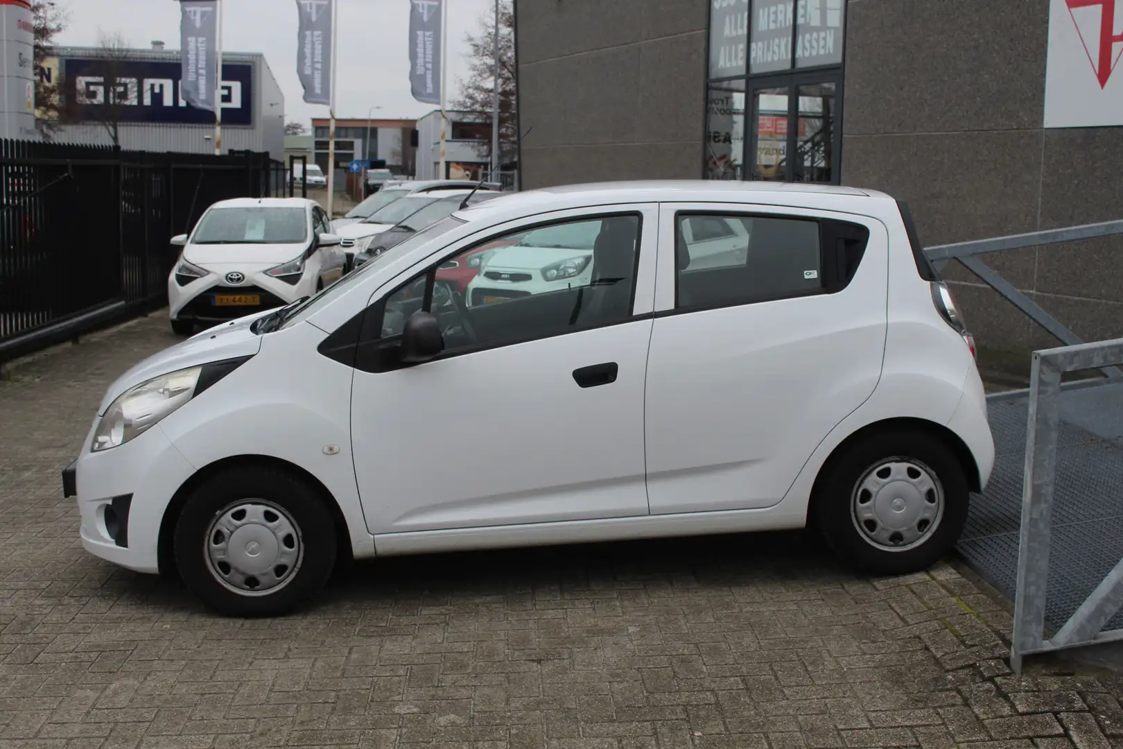 Chevrolet Spark 1.0 16V LS Bi-Fuel Airco/Benzine/LPG G3/Bluetooth Weiß - 2