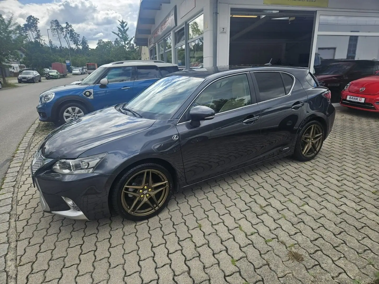 Lexus CT 200h - Navi - Leder - TÜV 09.2025. - Gris - 1