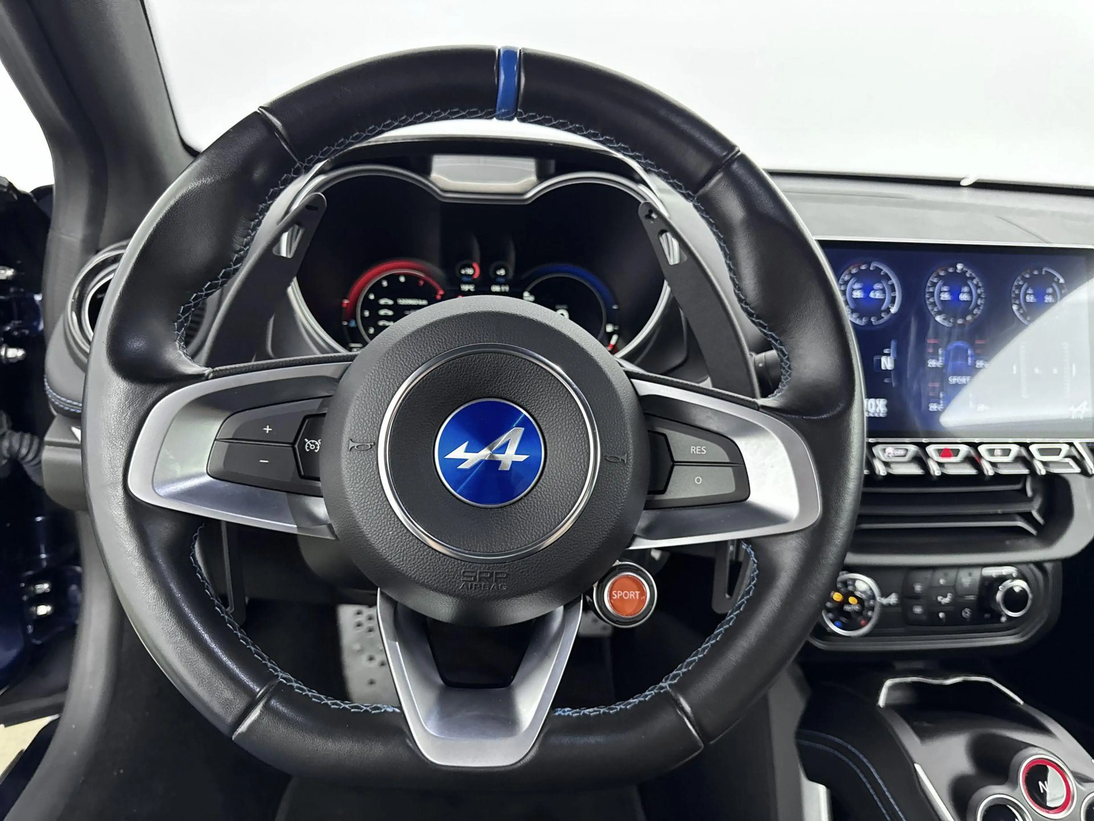 Alpine A110 1.8 Turbo Légende — photo 12