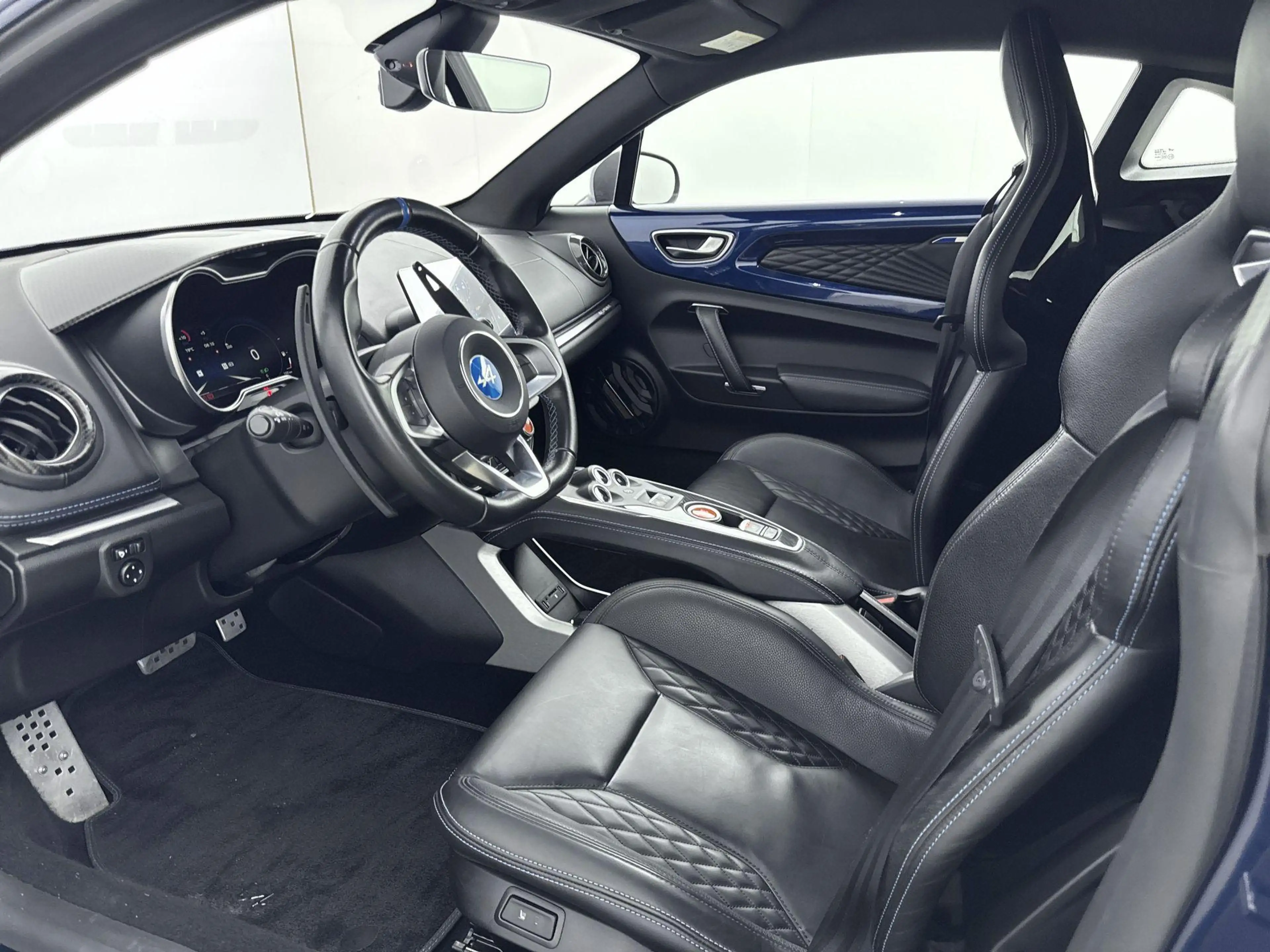 Alpine A110 1.8 Turbo Légende — photo 8