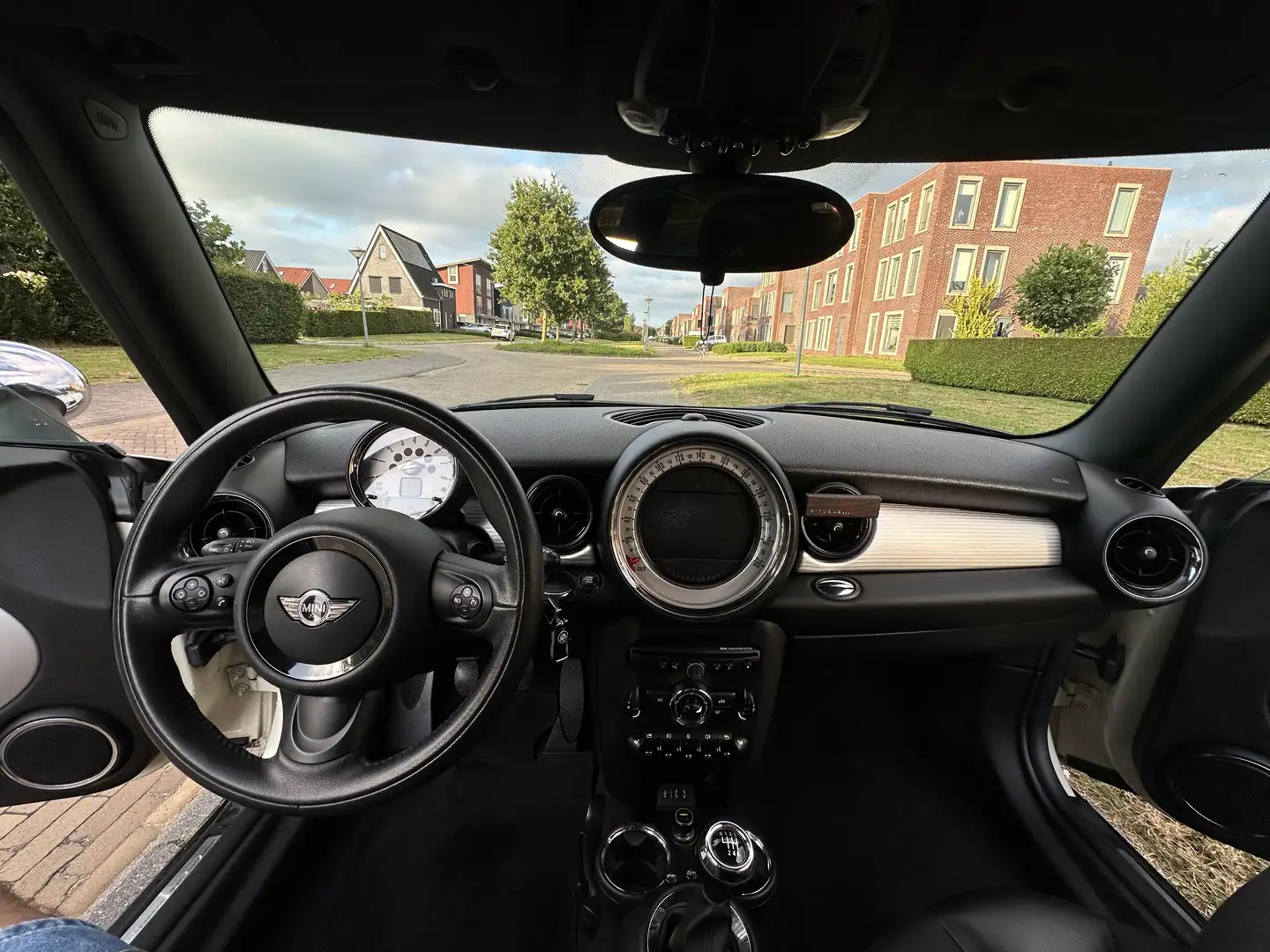 MINI Clubvan One Бежевий - 2