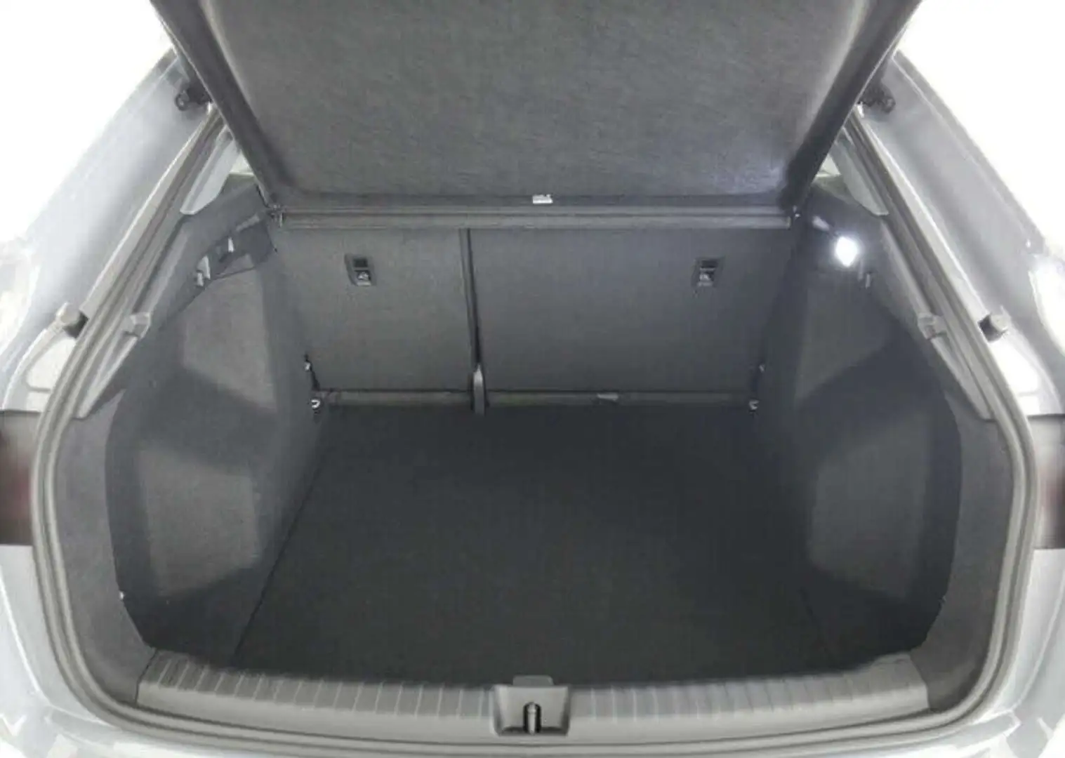 Audi Q4 e-tron SPORTBACK 40 LED NAVI ACC CAMARA Grey - 2